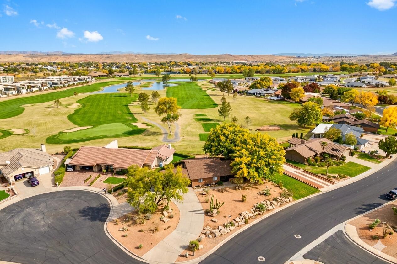 BLOOMINGTON COUNTRY CLUB - Residential