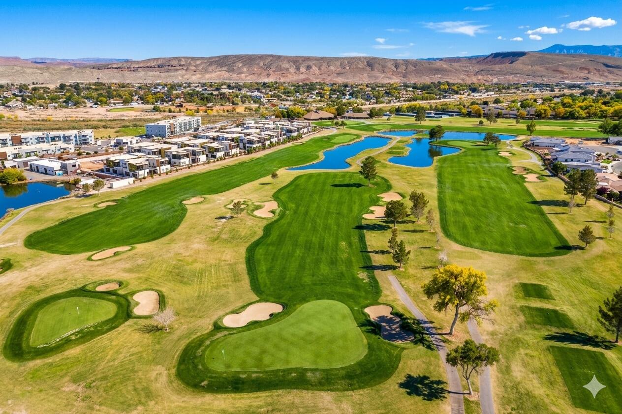 BLOOMINGTON COUNTRY CLUB - Residential