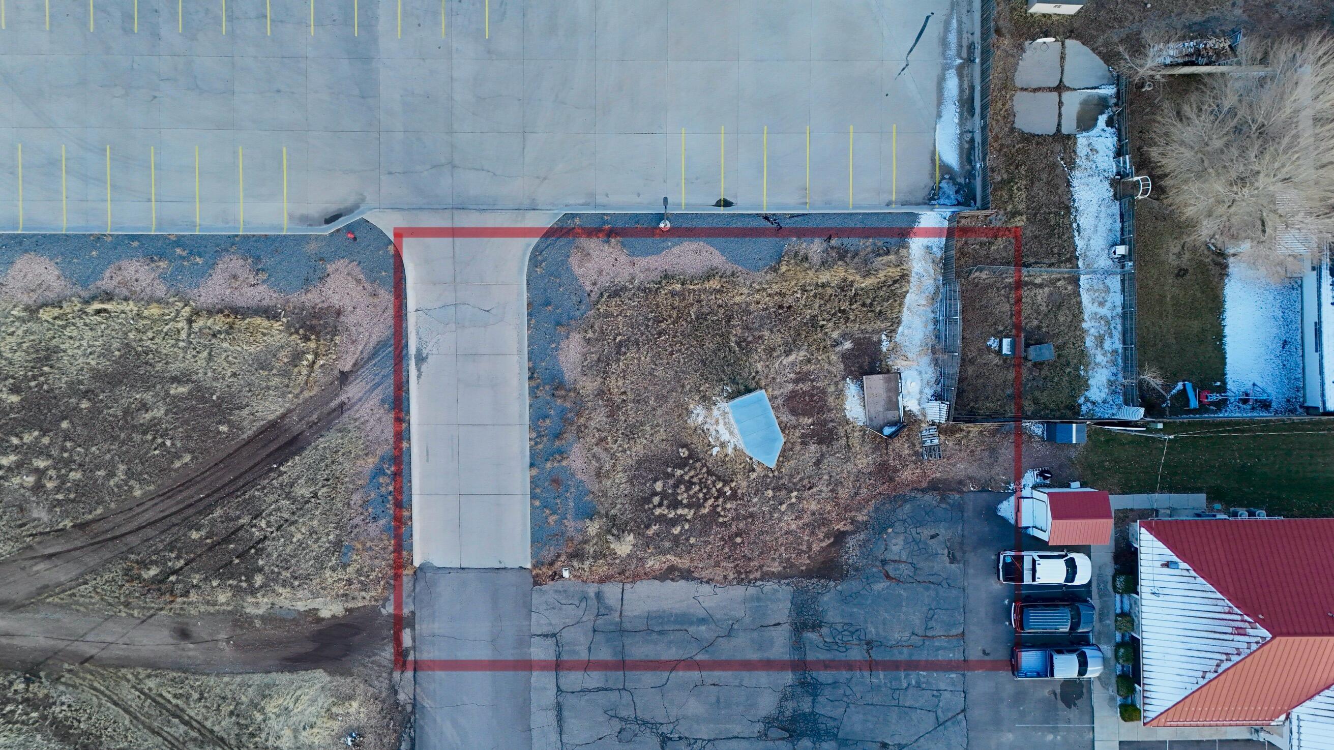 Prime .25-Acre Commercial Lot in Beaver, UT - Ready for Development!

Seize the opportunity to develop this prime .25-acre commercial lot in the thriving business-friendly community of Beaver, Utah. This vacant land offers a blank canvas, ideal for investors or business owners looking to create a customized space in an area poised for growth. Buyer will also have parking access to True Value. 

Whether you're envisioning a retail storefront, office space, or a professional facility, this property's strategic location and commercial zoning make it the perfect starting point. Take advantage of the potential in this fast-growing area of Beaver!