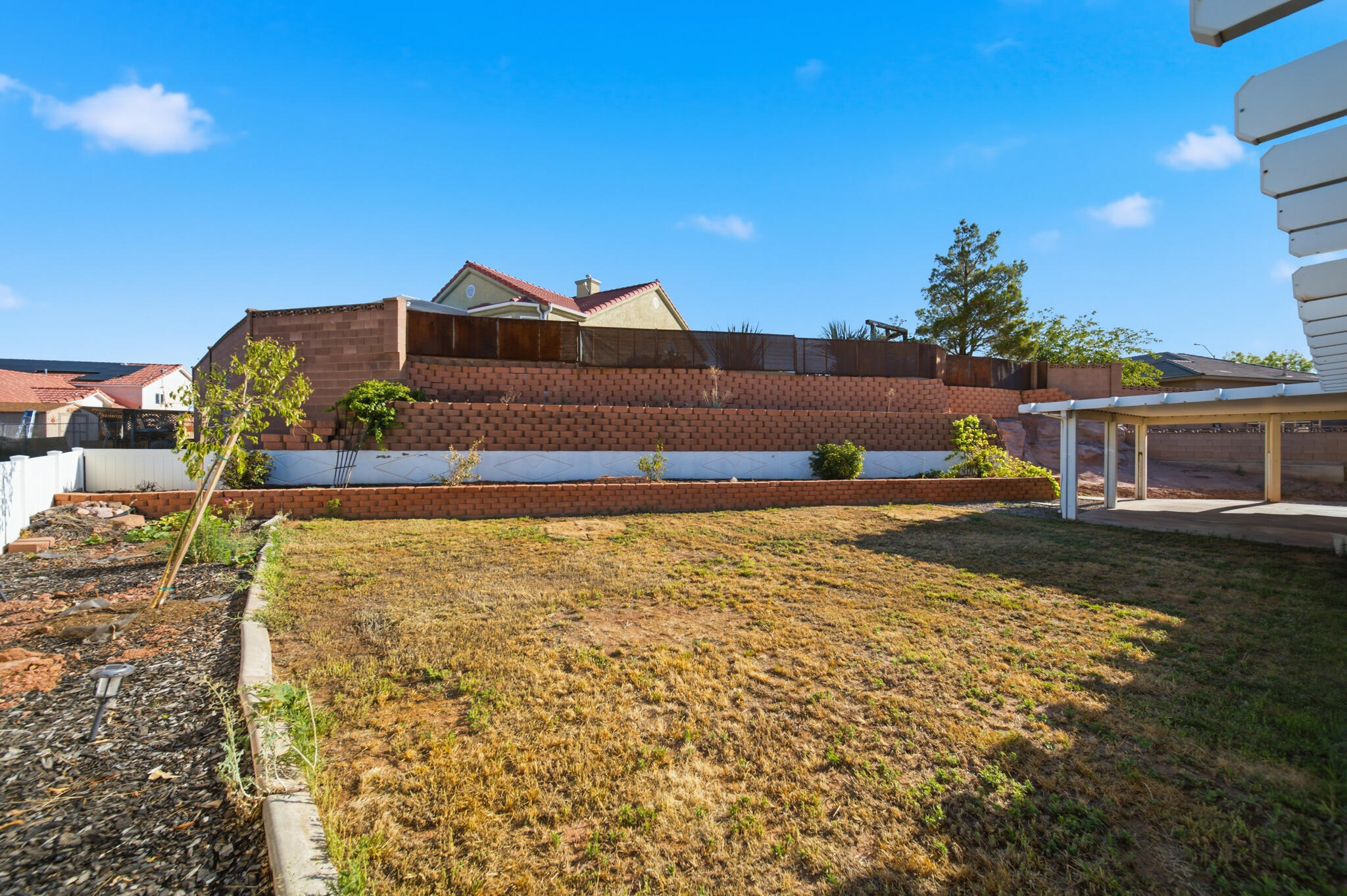 PIONEER COVE - Residential
