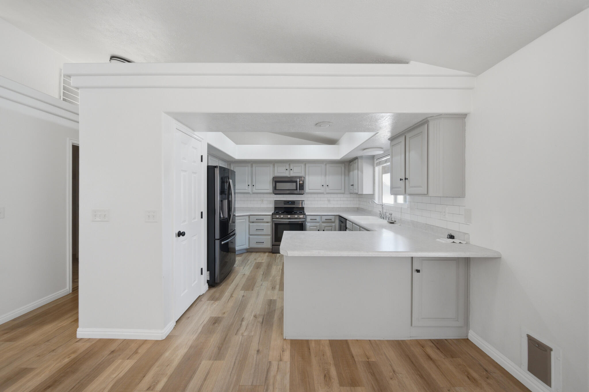 PIONEER COVE - Residential