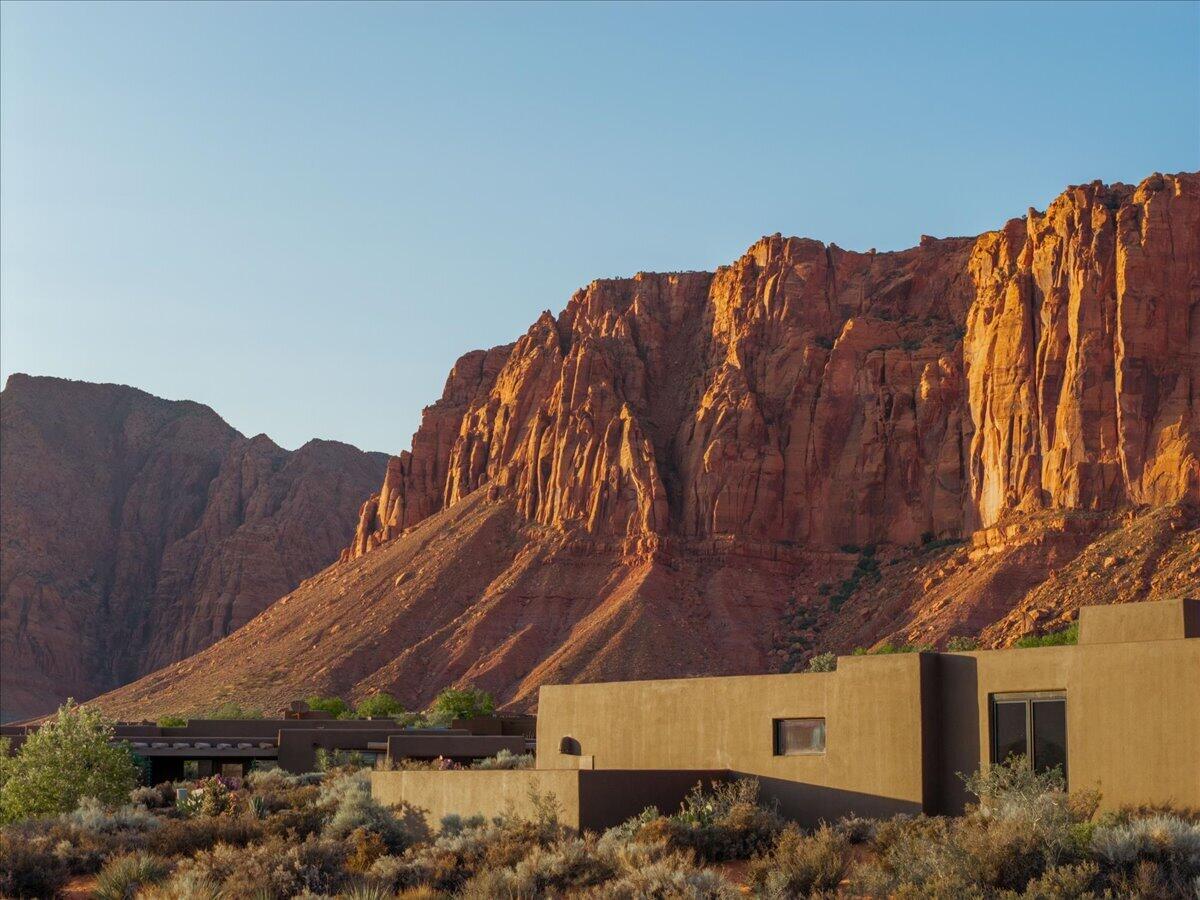 TAVIAWK - Residential