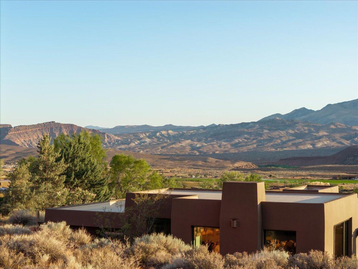 TAVIAWK - Residential