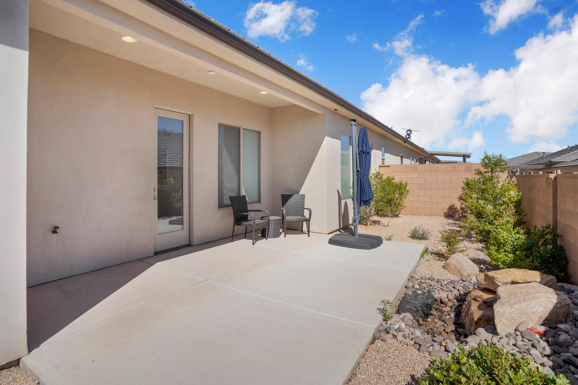 VILLAS AT SUN RIVER - Residential