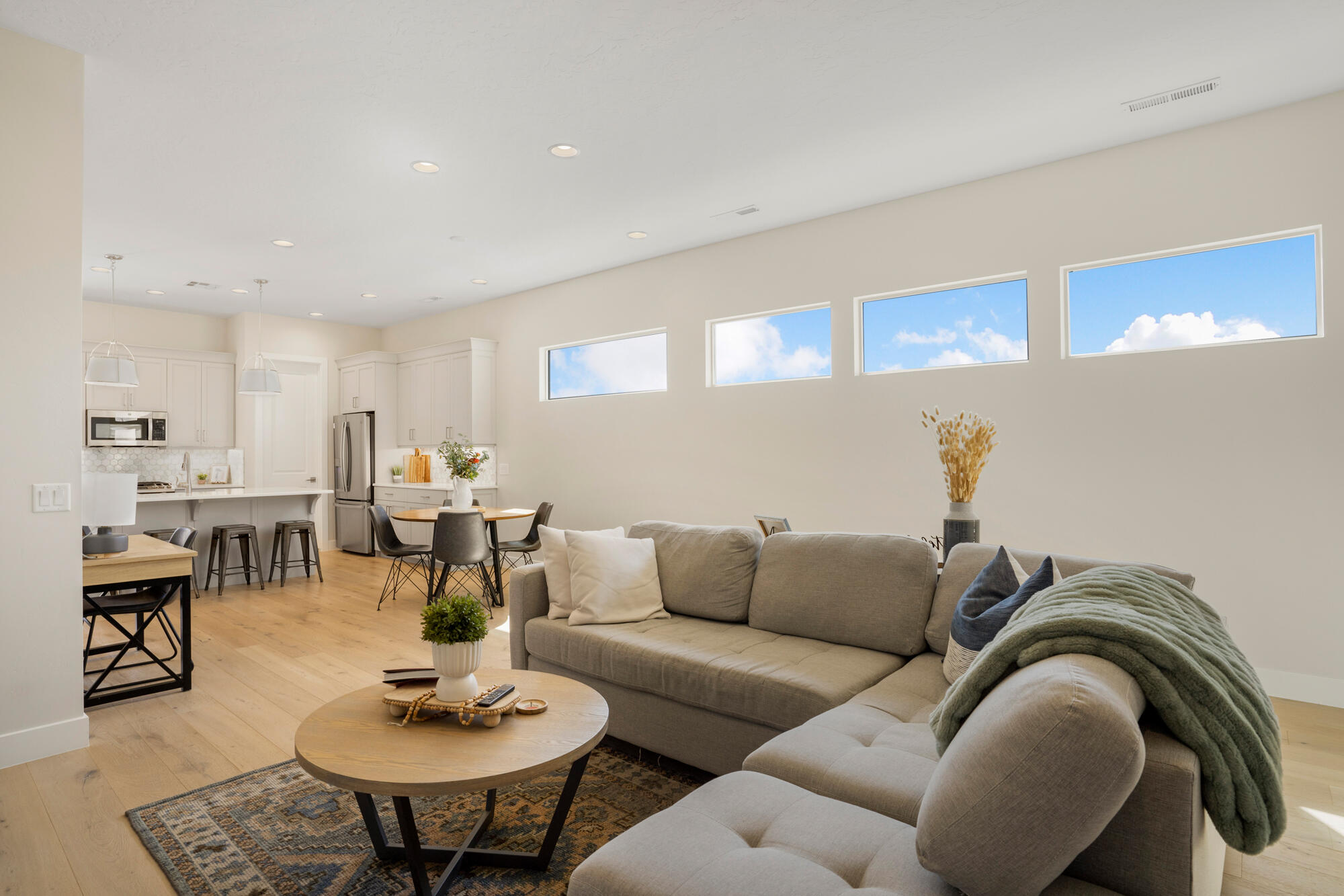 VILLAS AT SUN RIVER - Residential