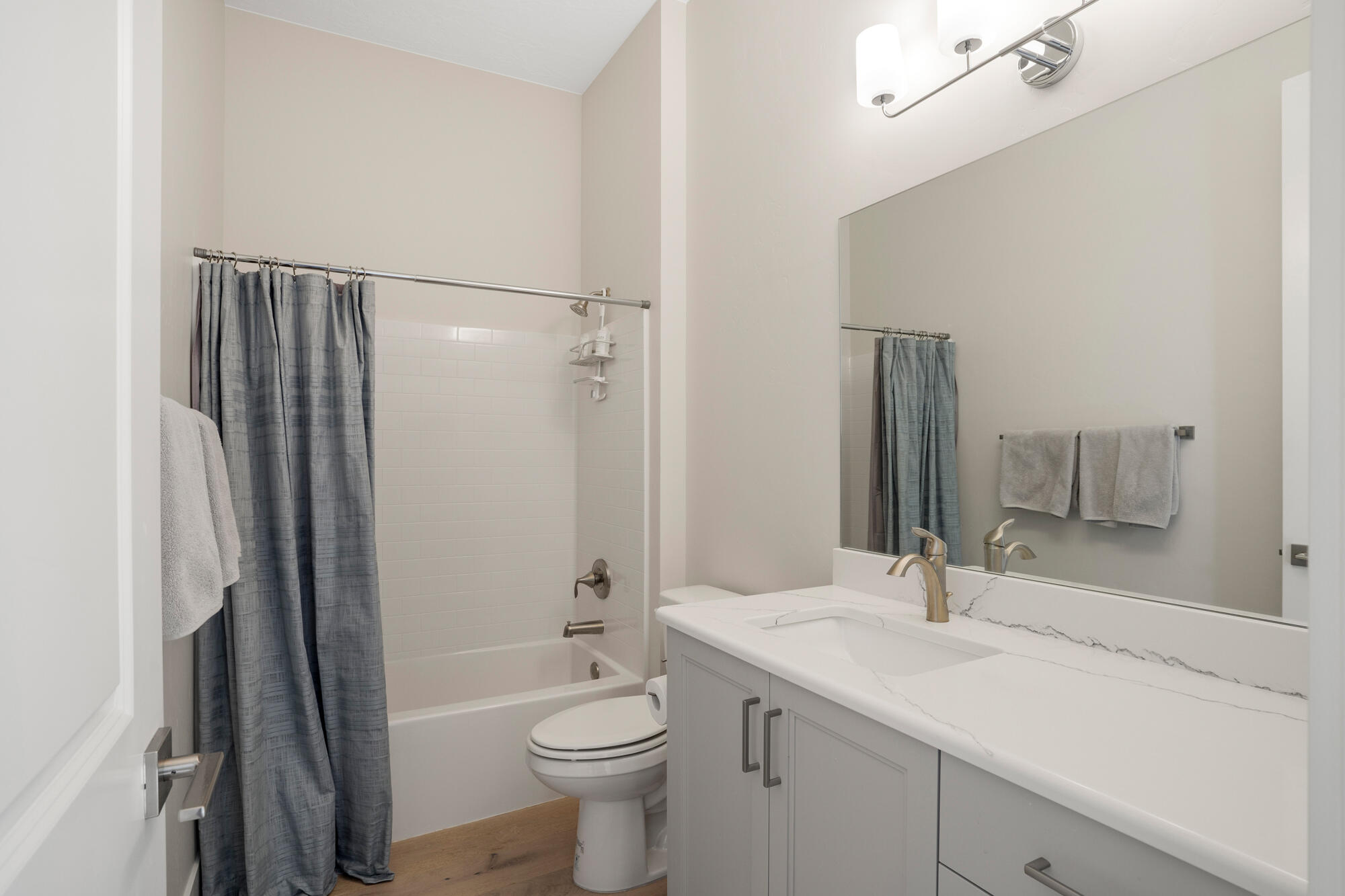 VILLAS AT SUN RIVER - Residential