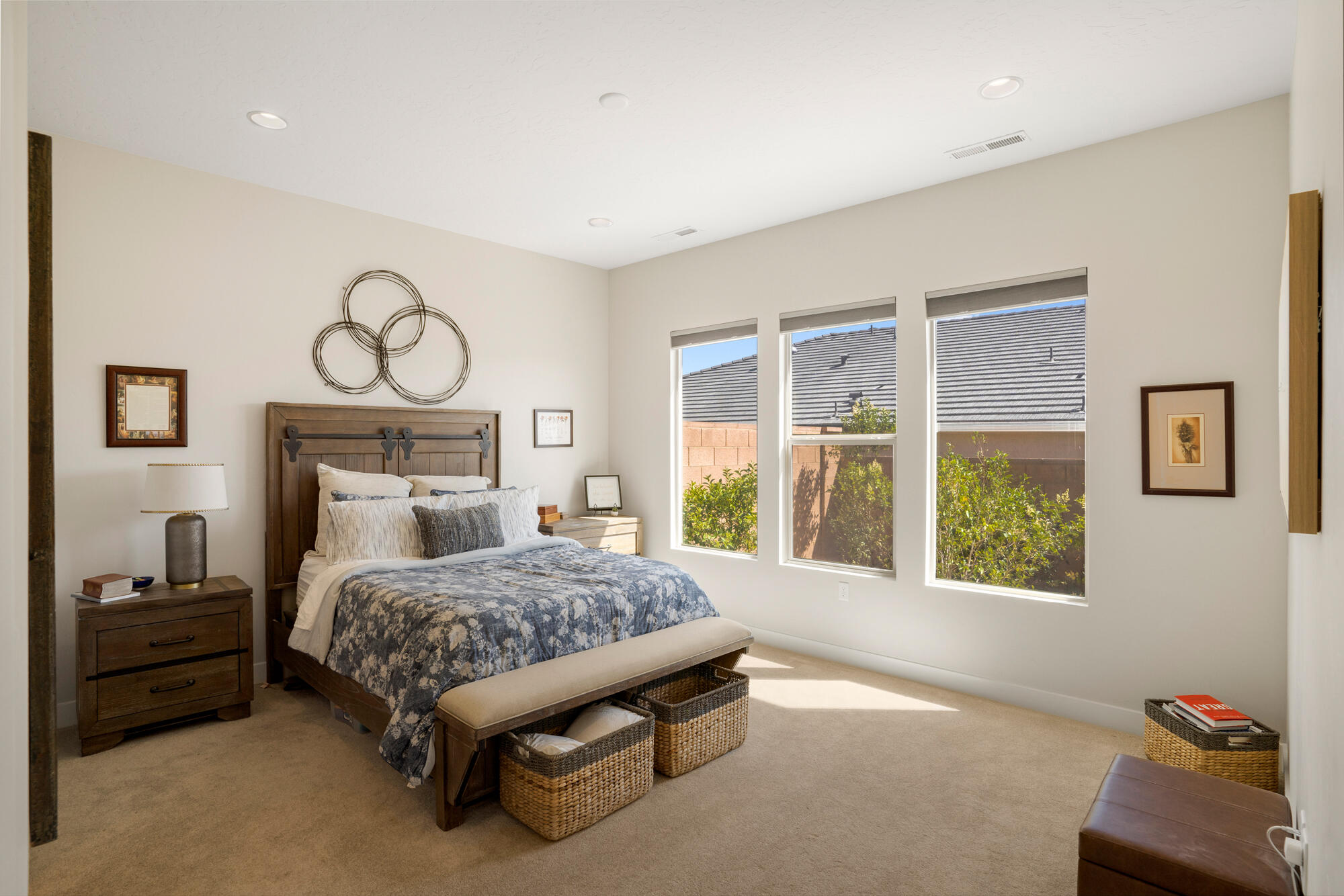 VILLAS AT SUN RIVER - Residential