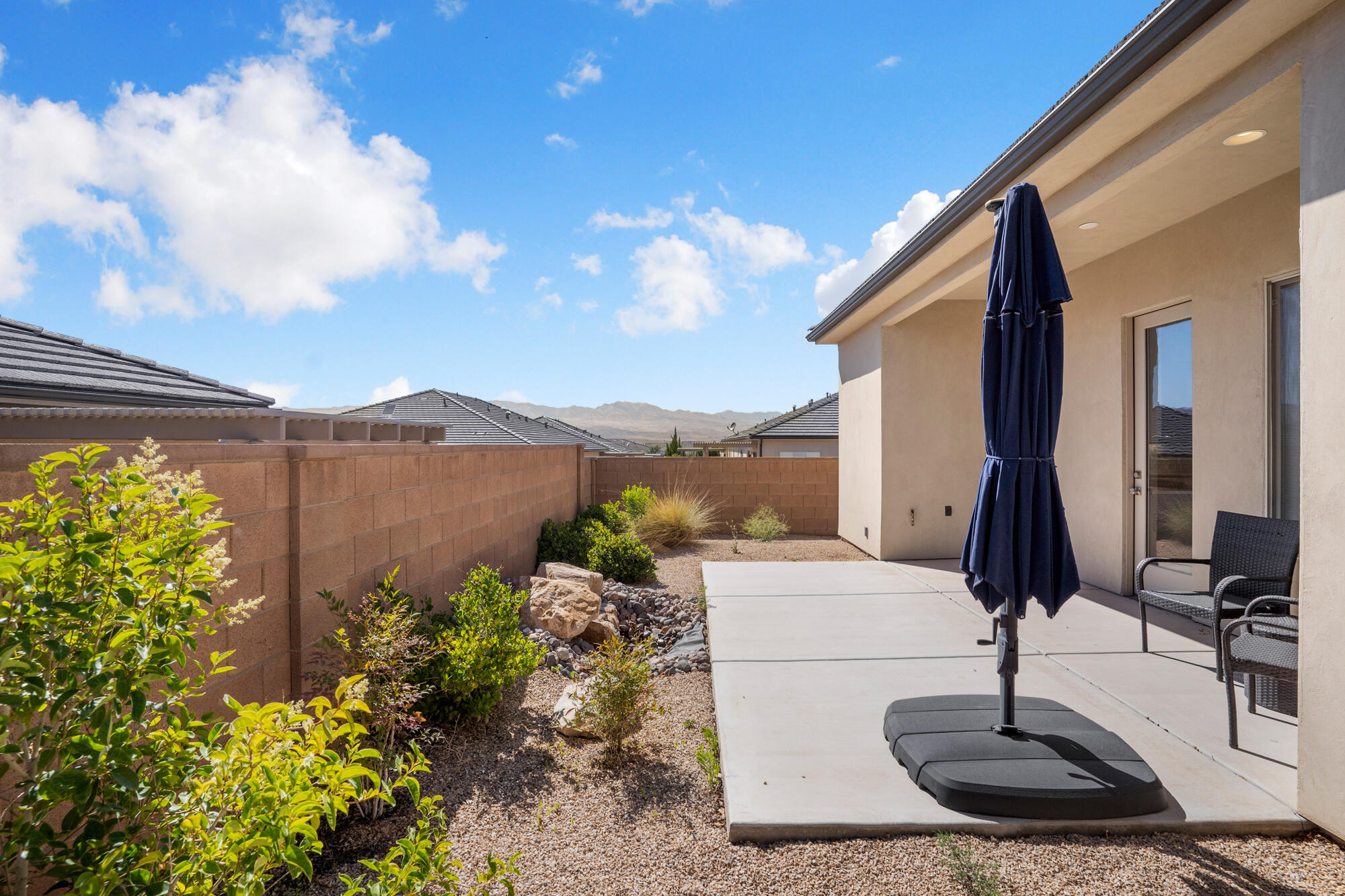 VILLAS AT SUN RIVER - Residential