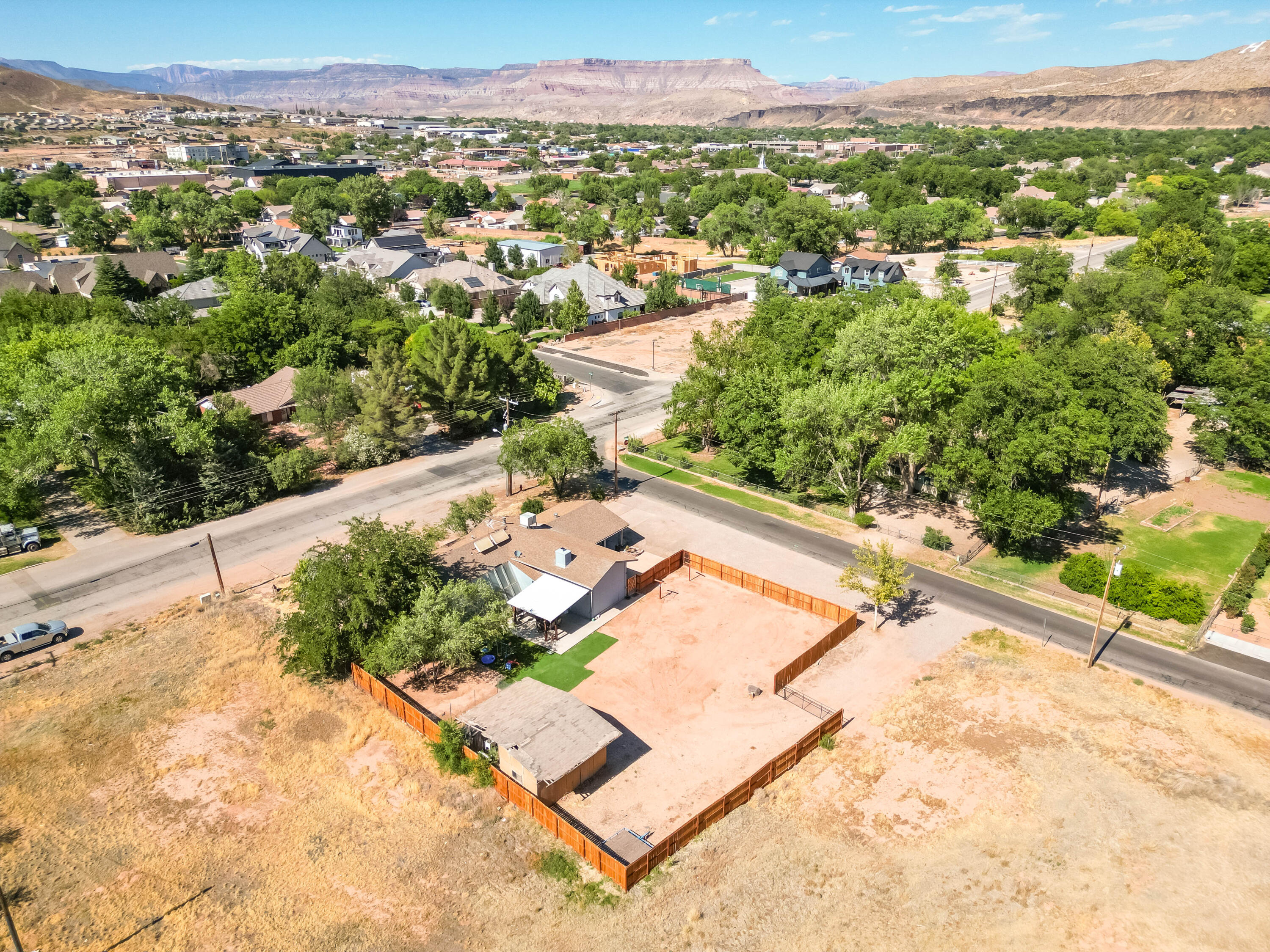 HURRICANE TOWNSITE - Residential