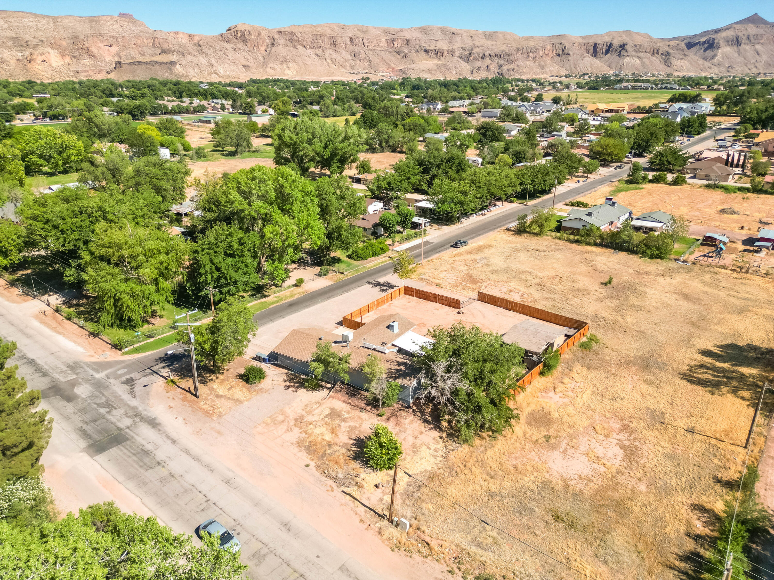 HURRICANE TOWNSITE - Residential