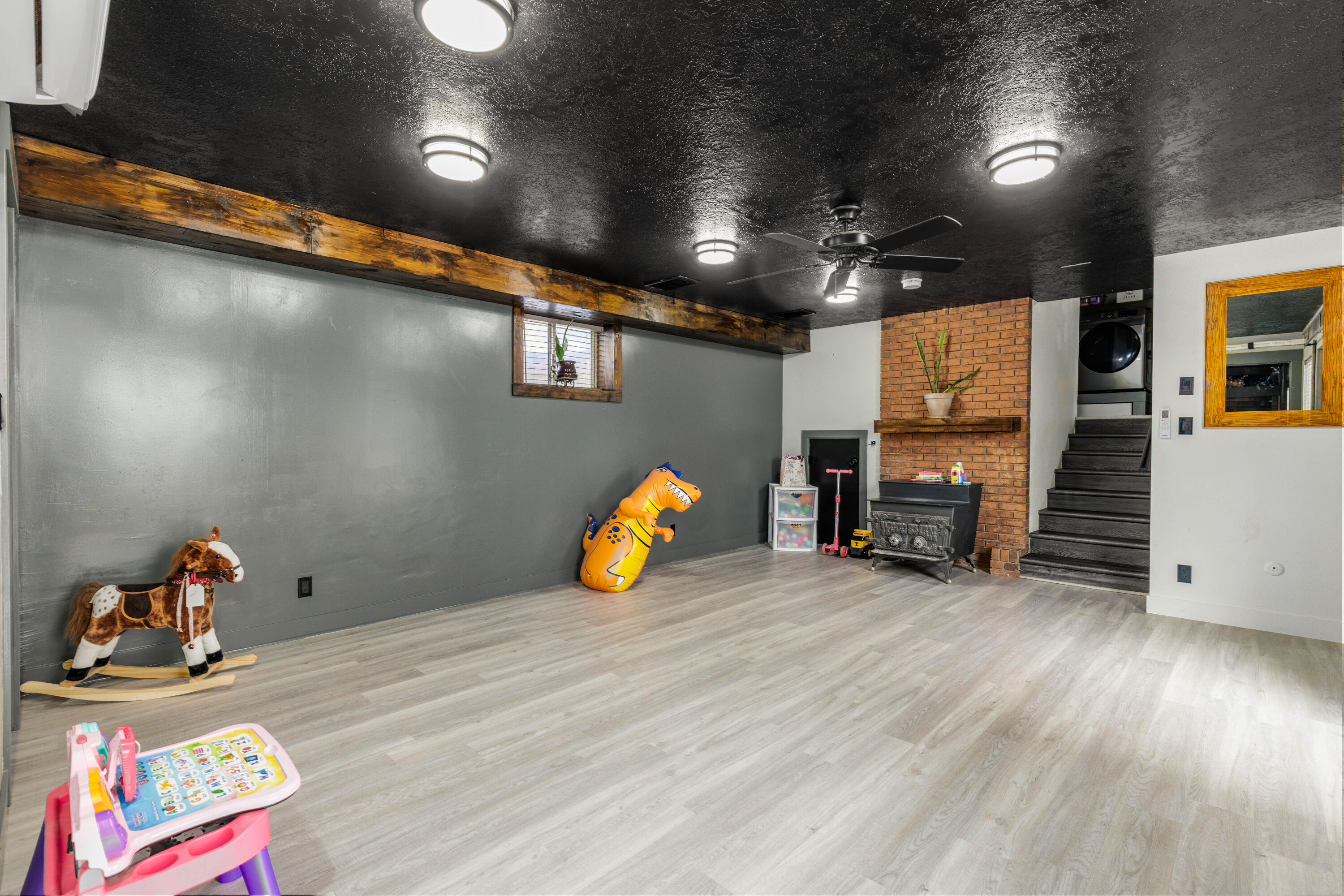 HURRICANE TOWNSITE - Residential