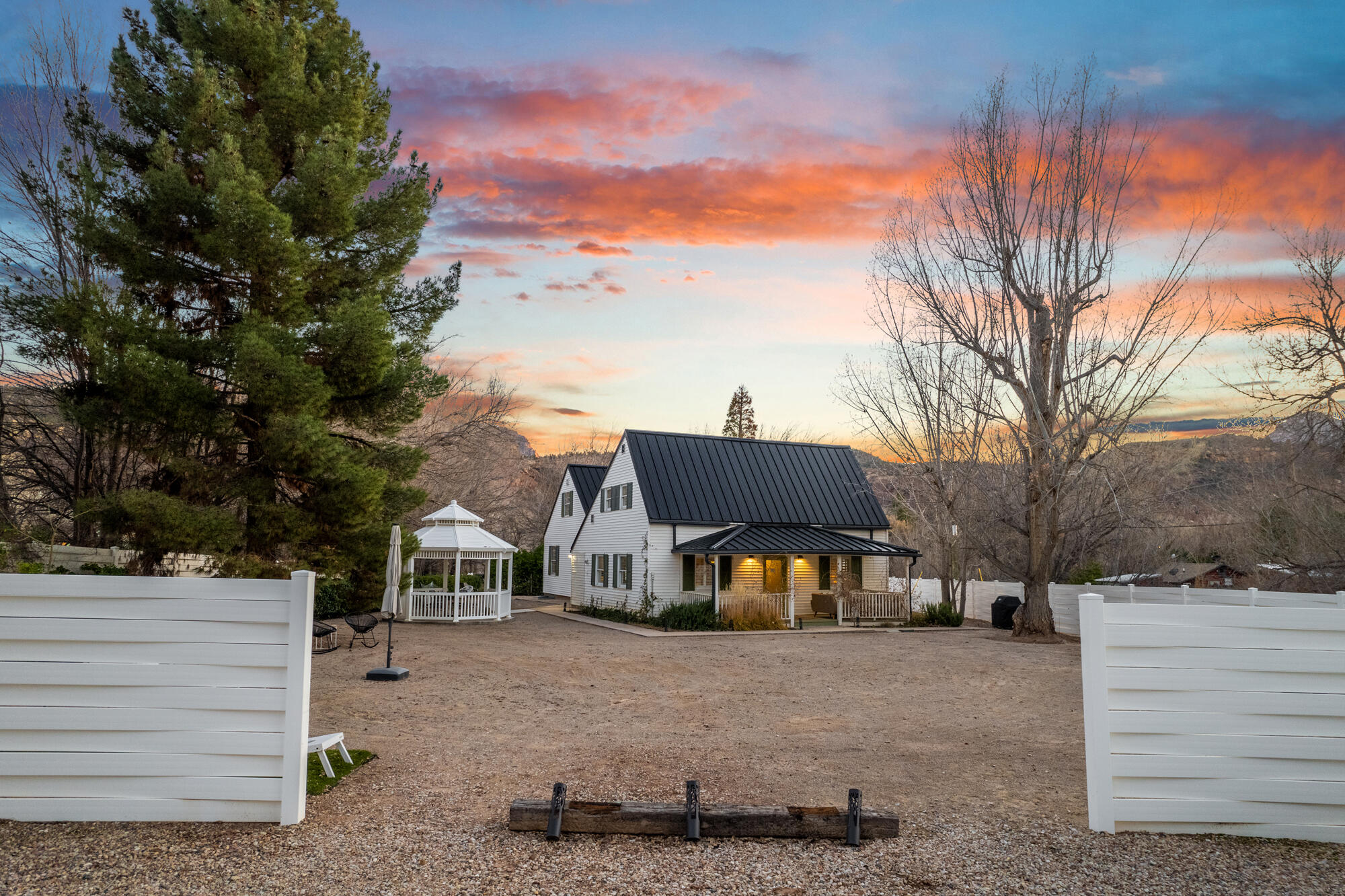 ROCKVILLE TOWNSITE - Residential