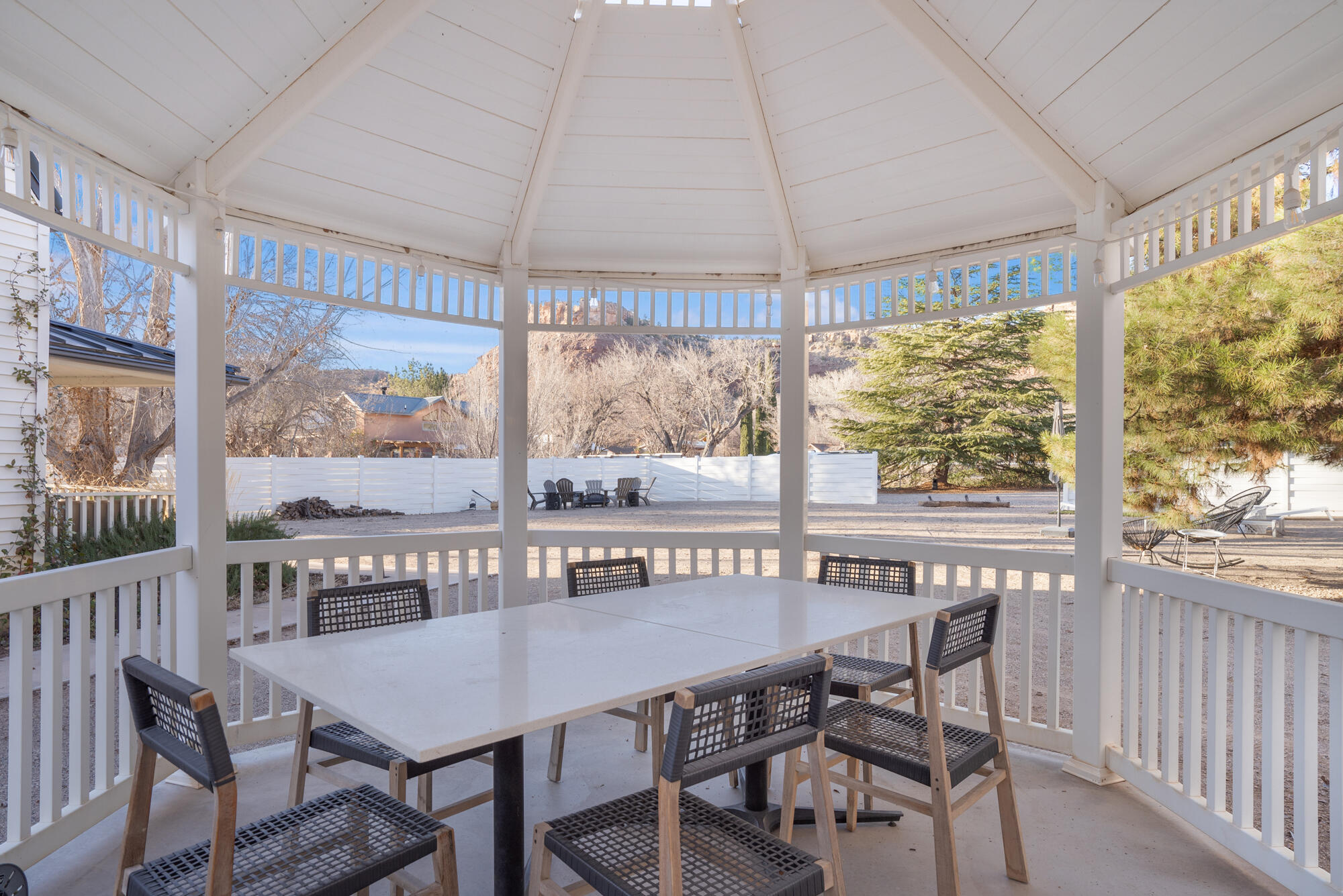 ROCKVILLE TOWNSITE - Residential