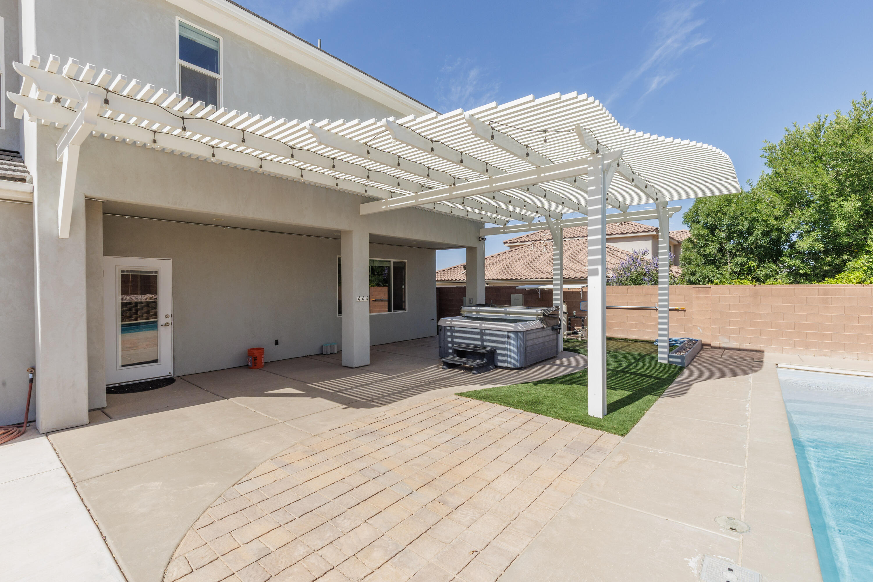 OAKWOOD ESTATES - Residential