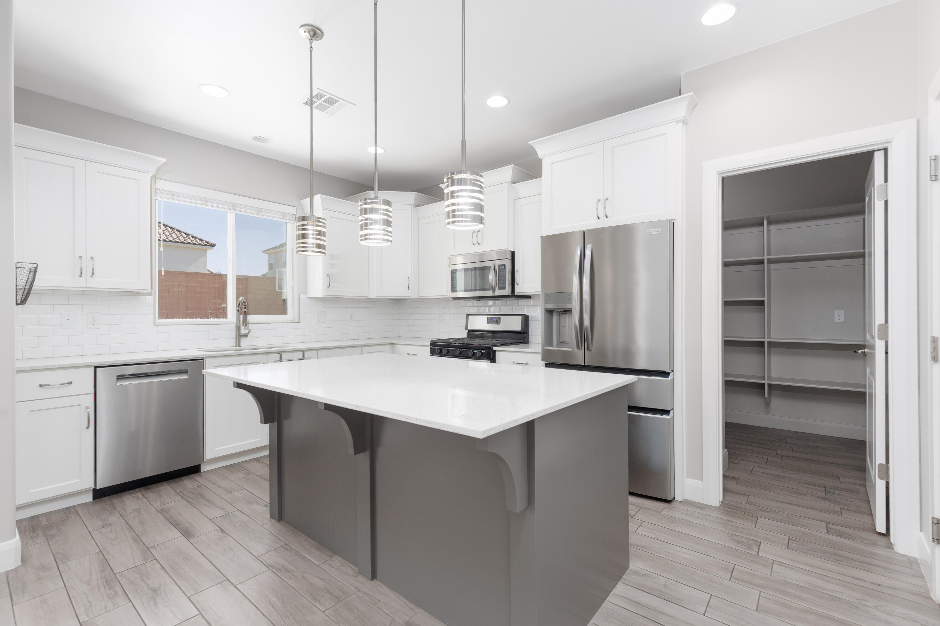 OAKWOOD ESTATES - Residential