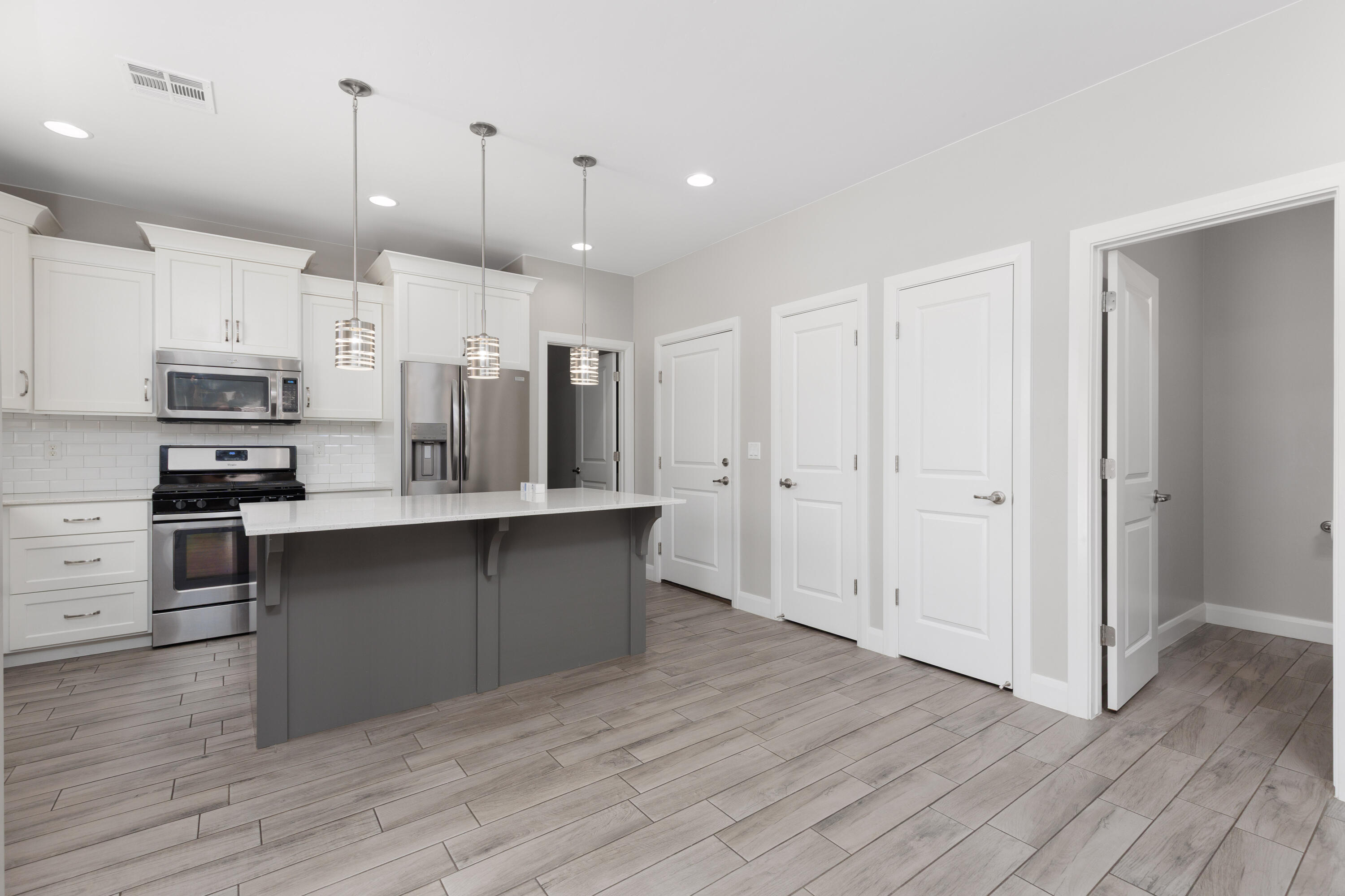 OAKWOOD ESTATES - Residential