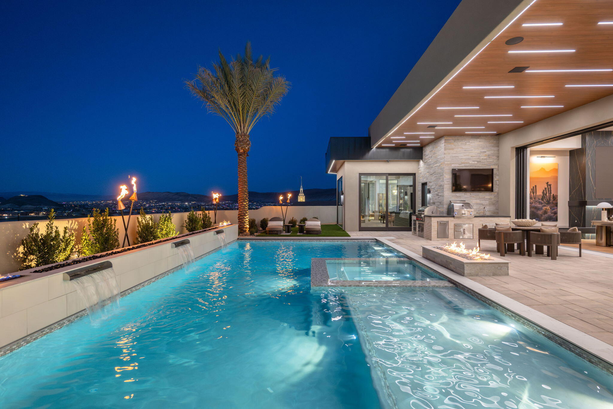 STONE CLIFF - Residential