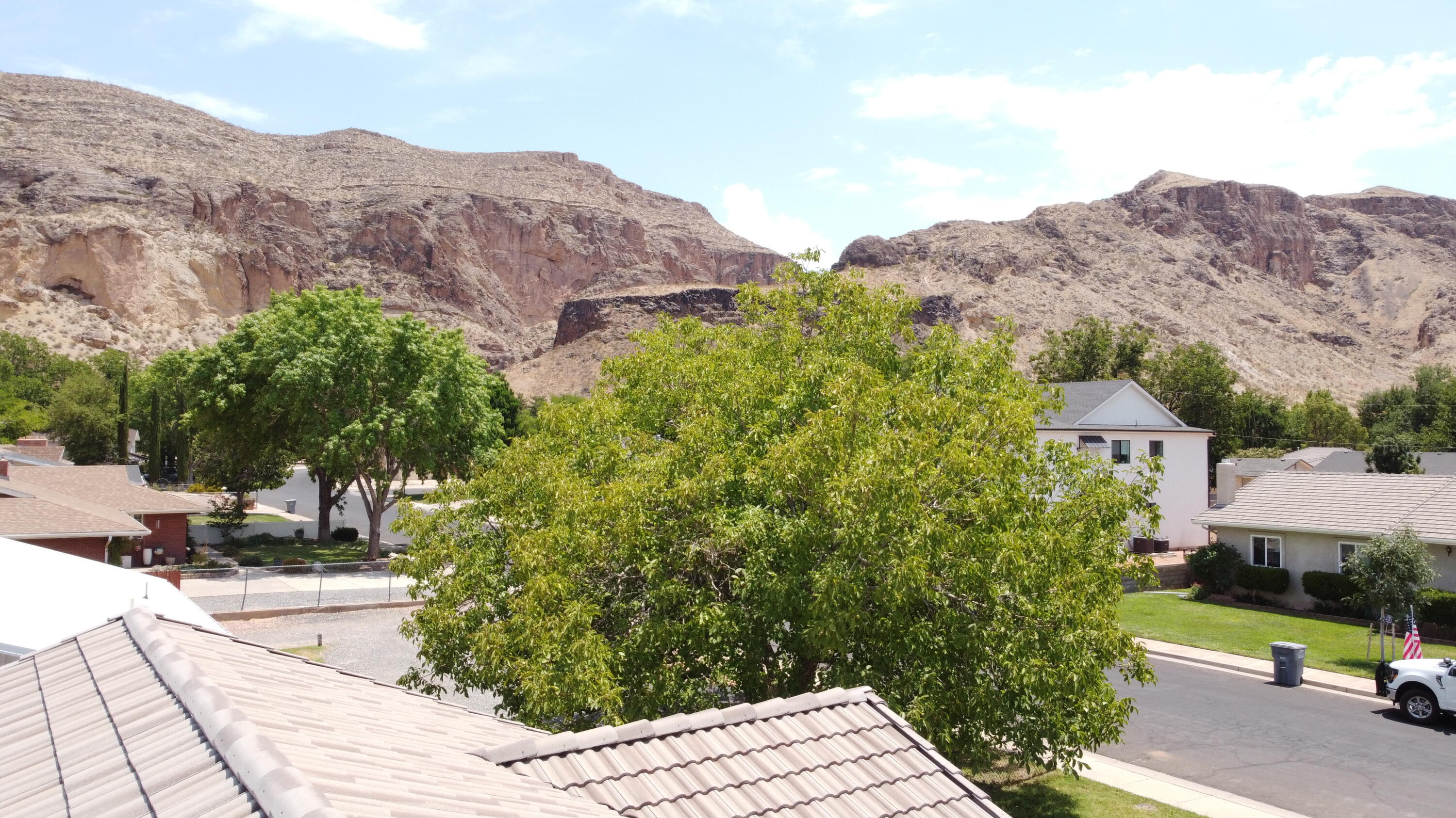 DELAR VILLAGE - Residential