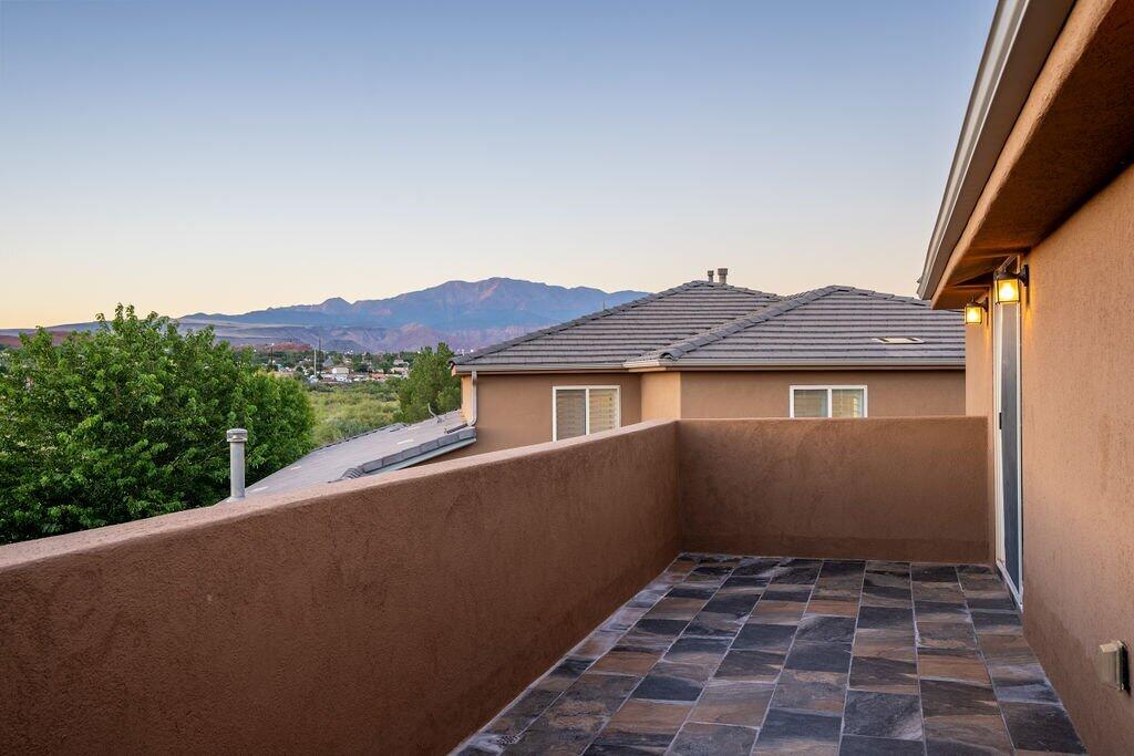 PINE VIEW ESTATES - Residential