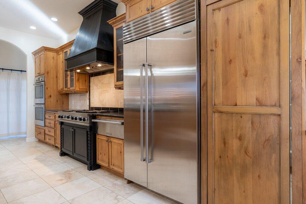 PINE VIEW ESTATES - Residential