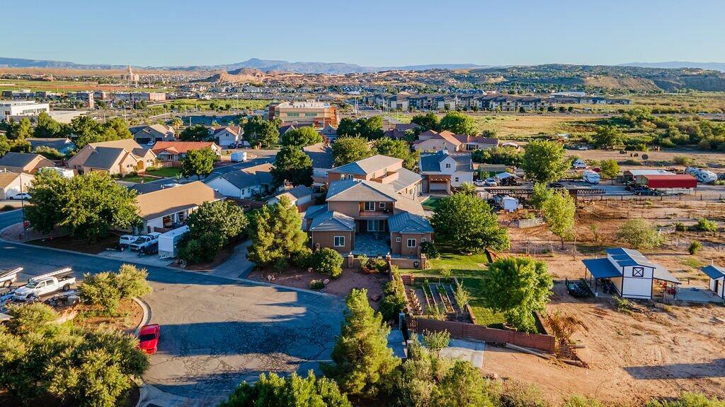 PINE VIEW ESTATES - Residential