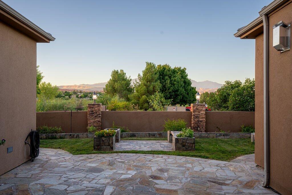 PINE VIEW ESTATES - Residential