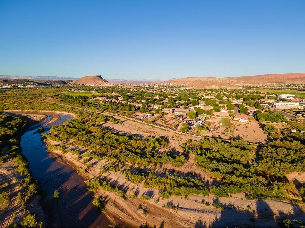PINE VIEW ESTATES - Residential