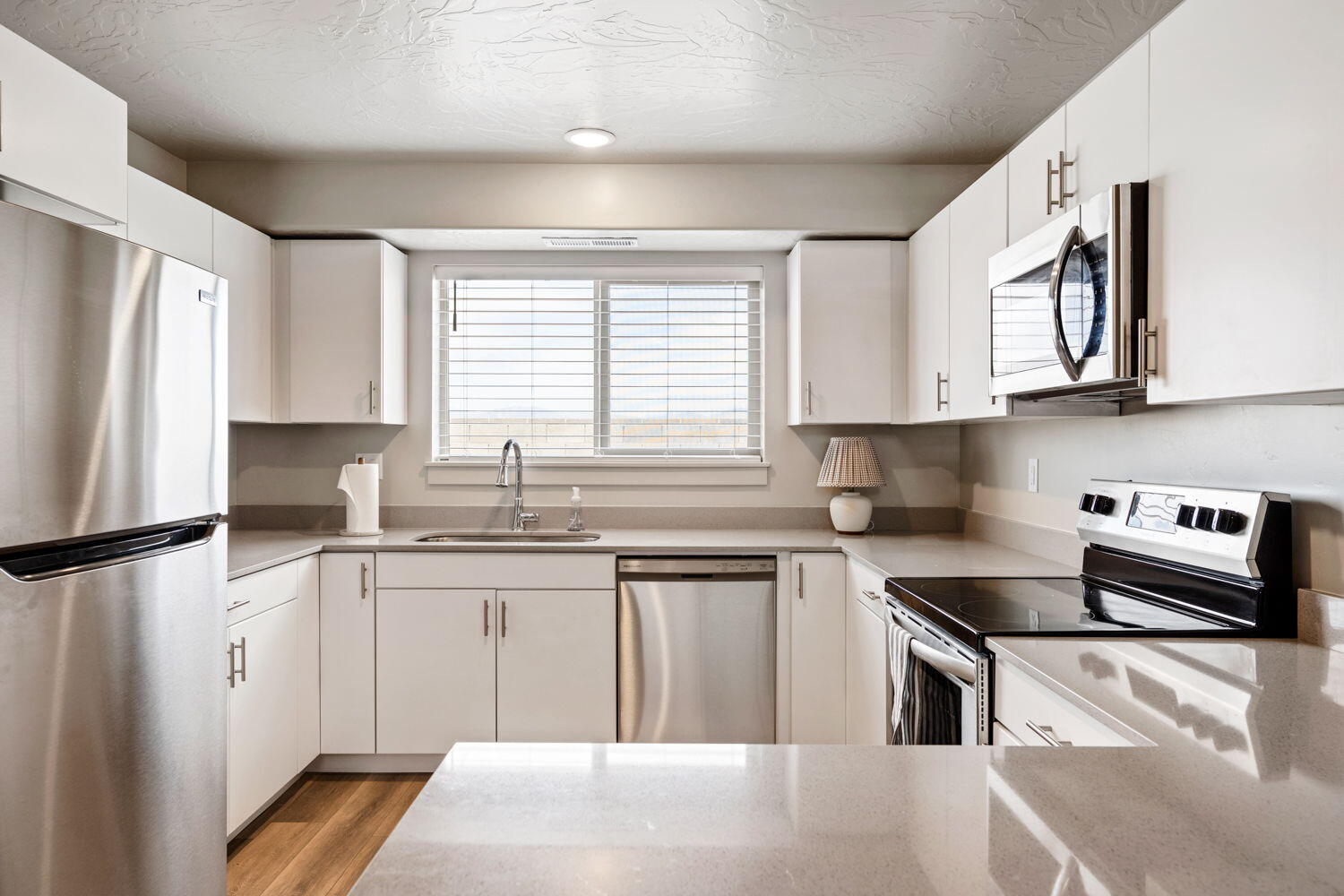 LONE ROCK CONDOS - Residential