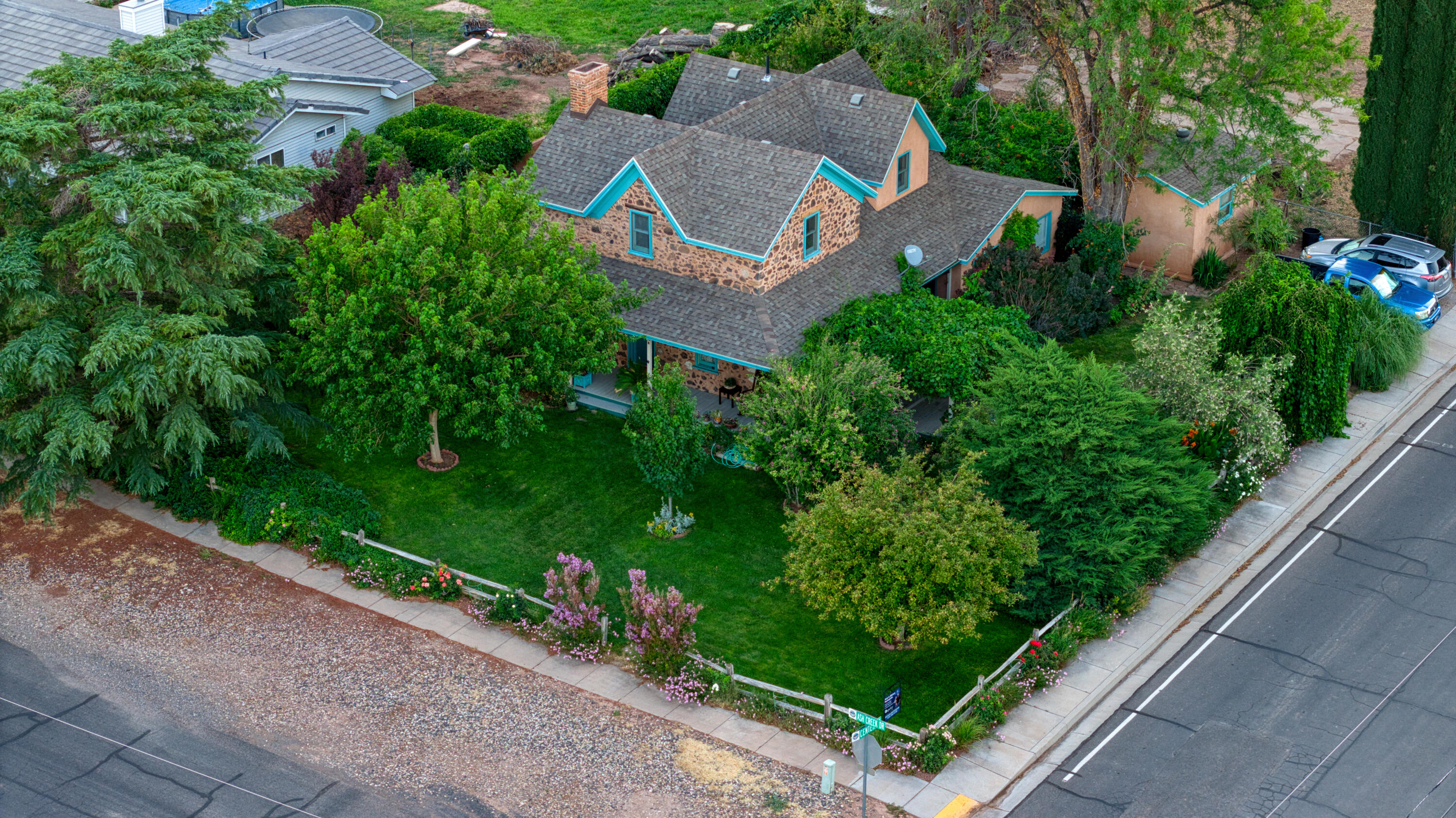 TOQUERVILLE TOWNSITE - Residential