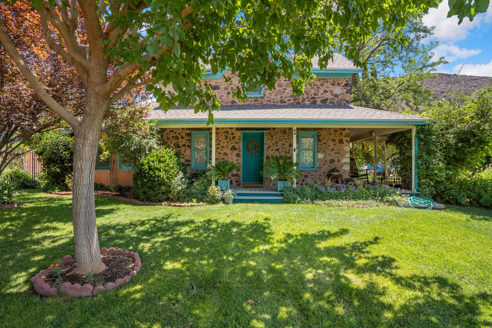 TOQUERVILLE TOWNSITE - Residential