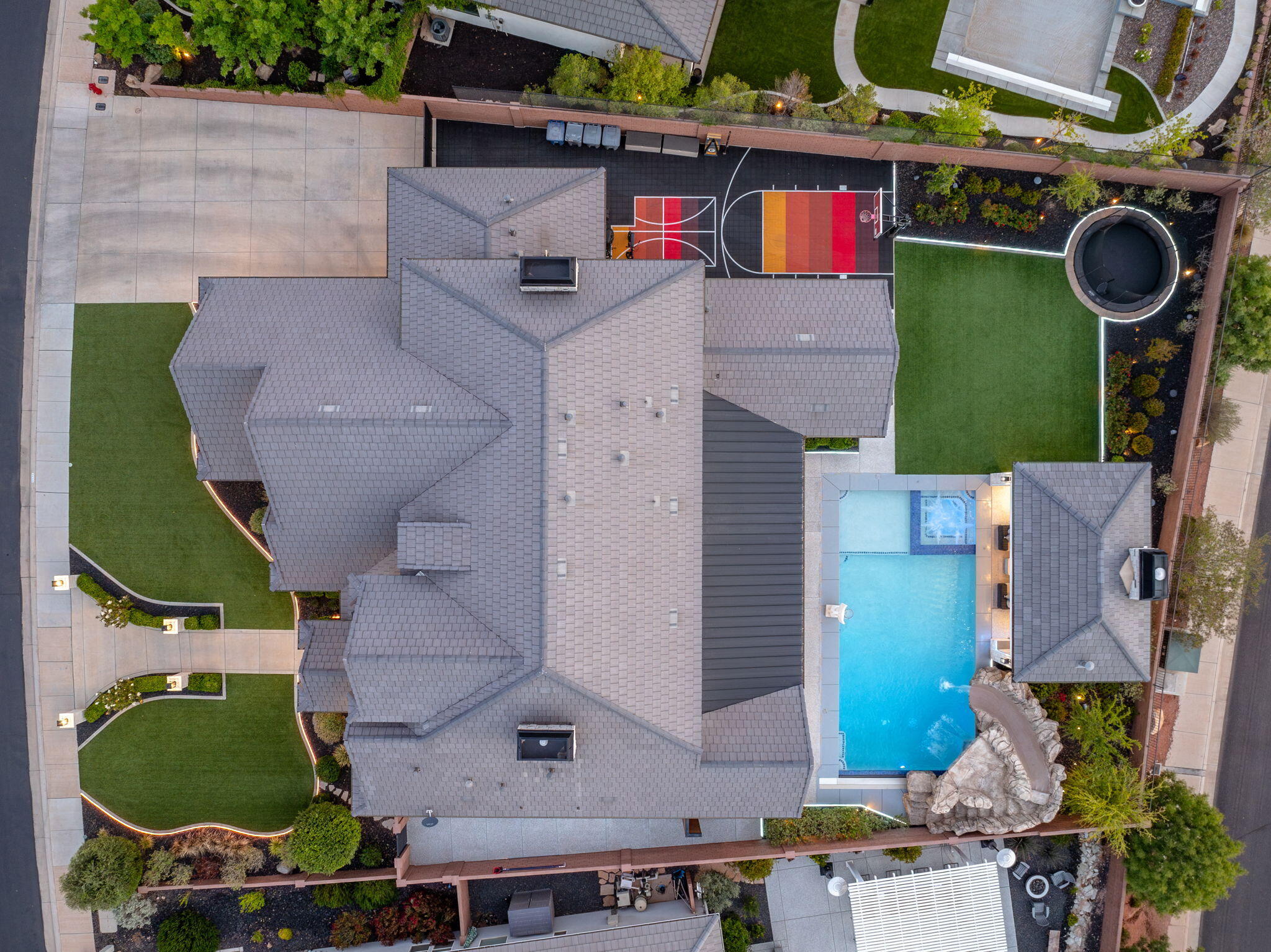 MAPLE ESTATES - Residential
