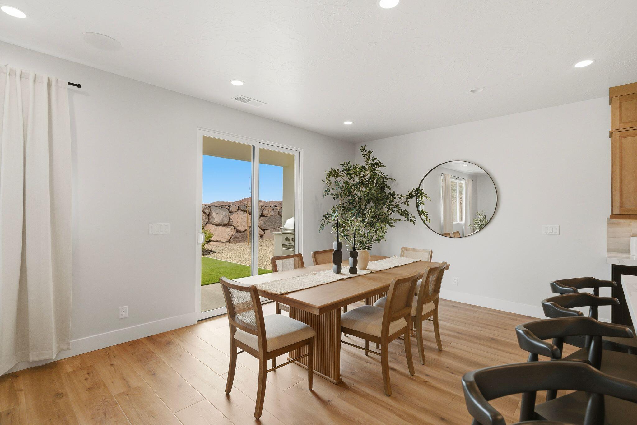 DESERT RIDGE ESTATES - Residential