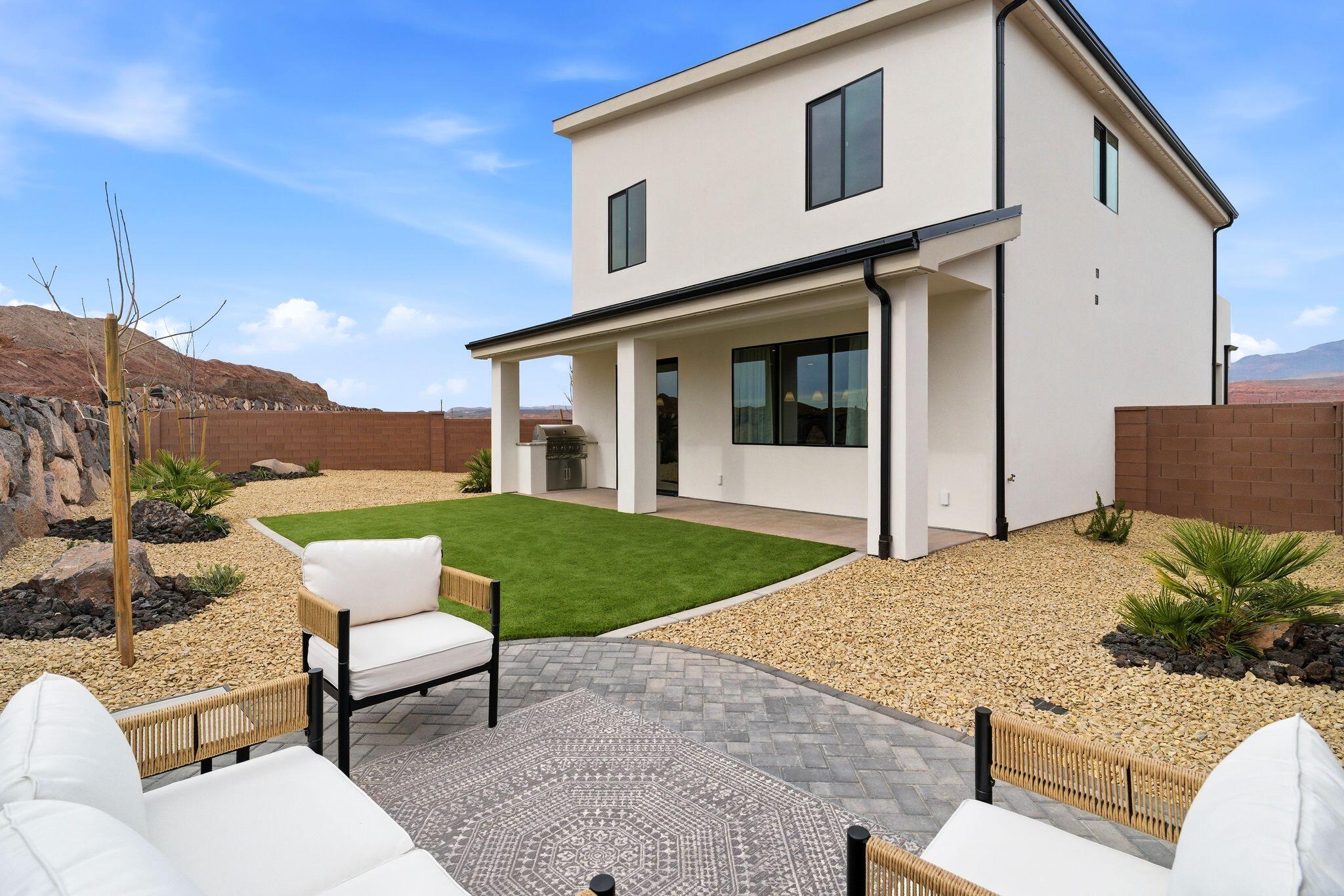 DESERT RIDGE ESTATES - Residential
