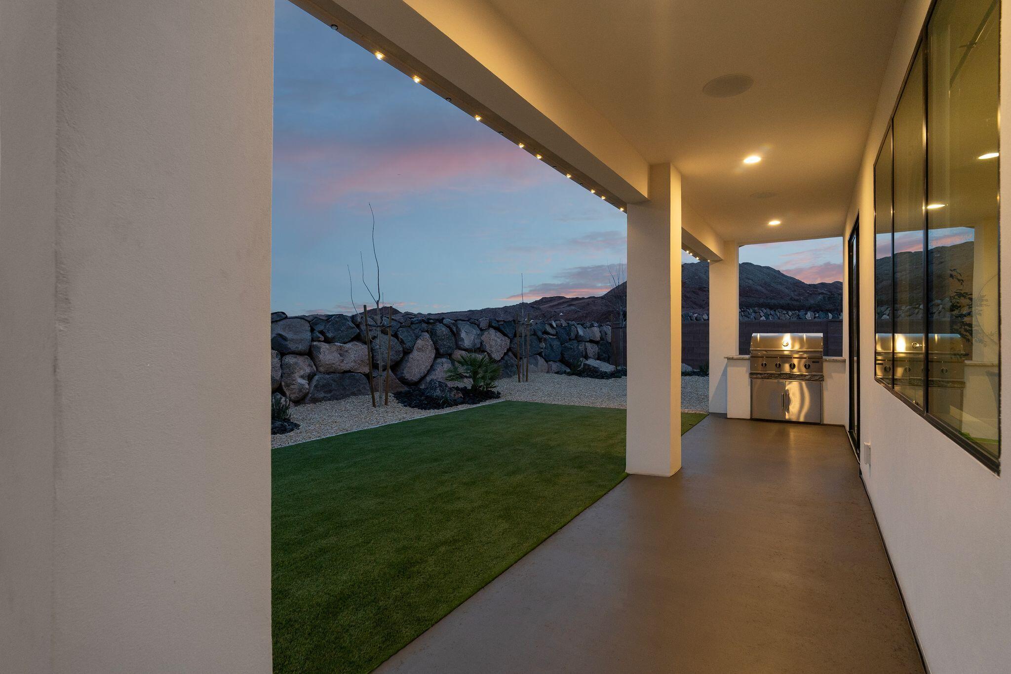 DESERT RIDGE ESTATES - Residential