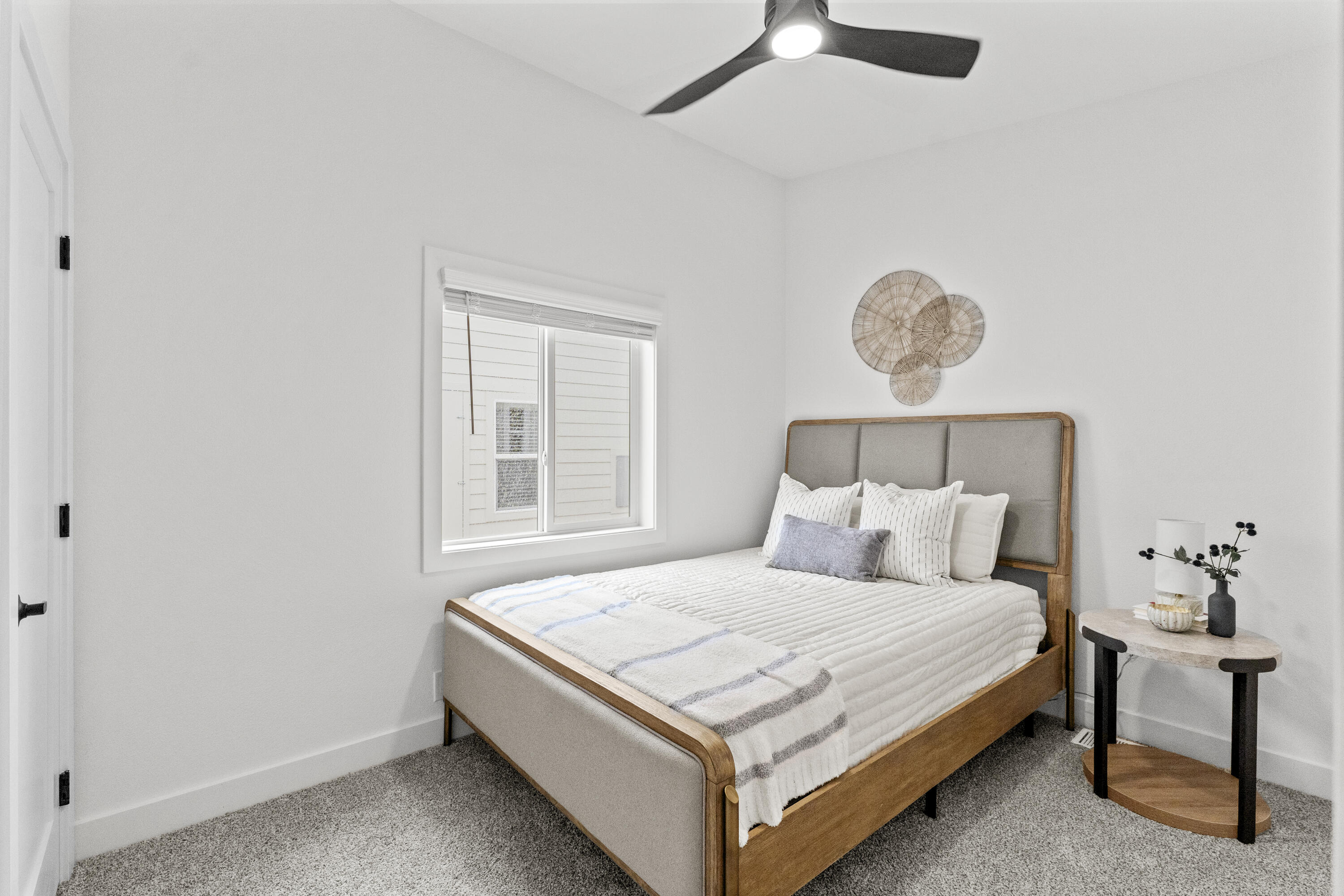 CANYON VILLAS - Residential