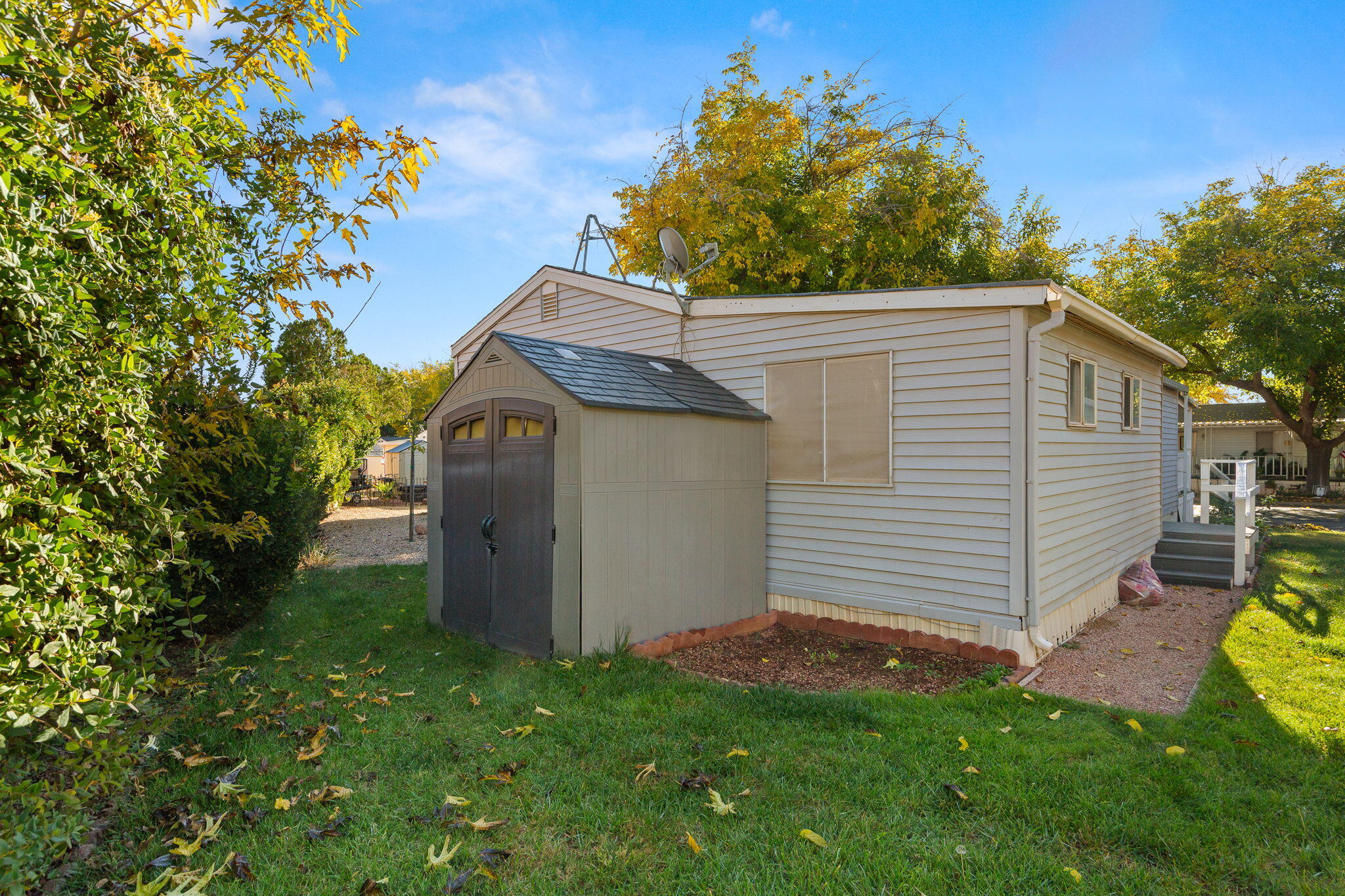 KINGS ROW ESTATES - Residential