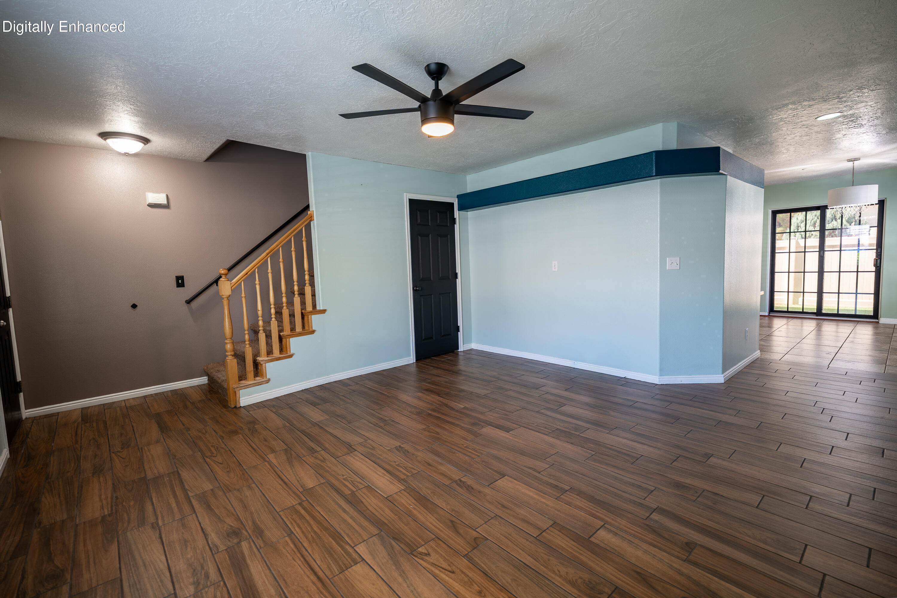 LEXINGTON HILLS TOWNHOMES - Residential