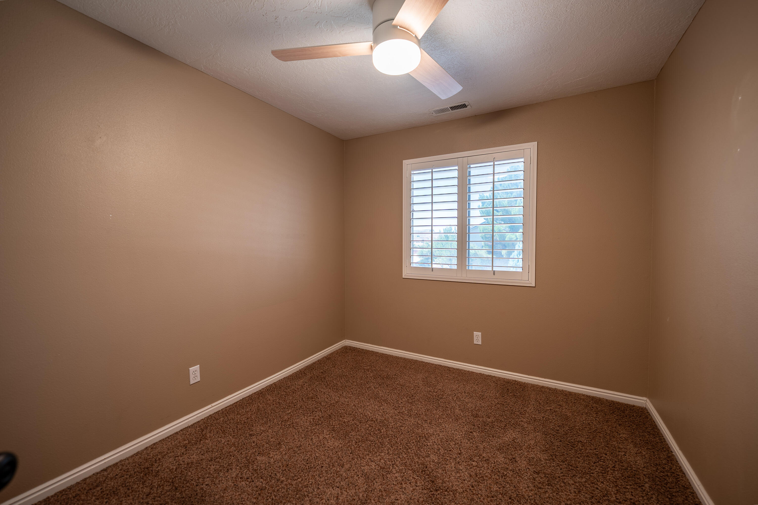 LEXINGTON HILLS TOWNHOMES - Residential