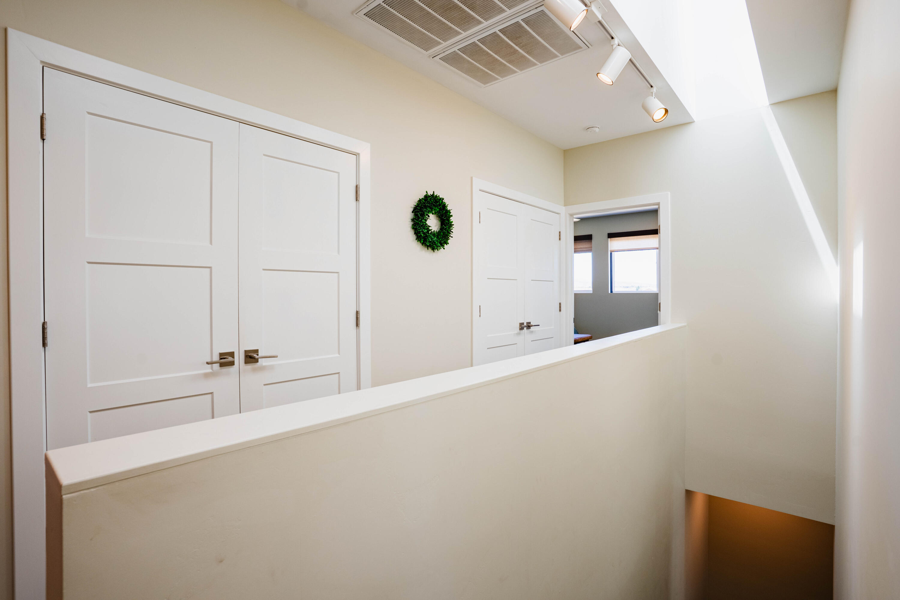 SOUTHGATE HILLS - Residential
