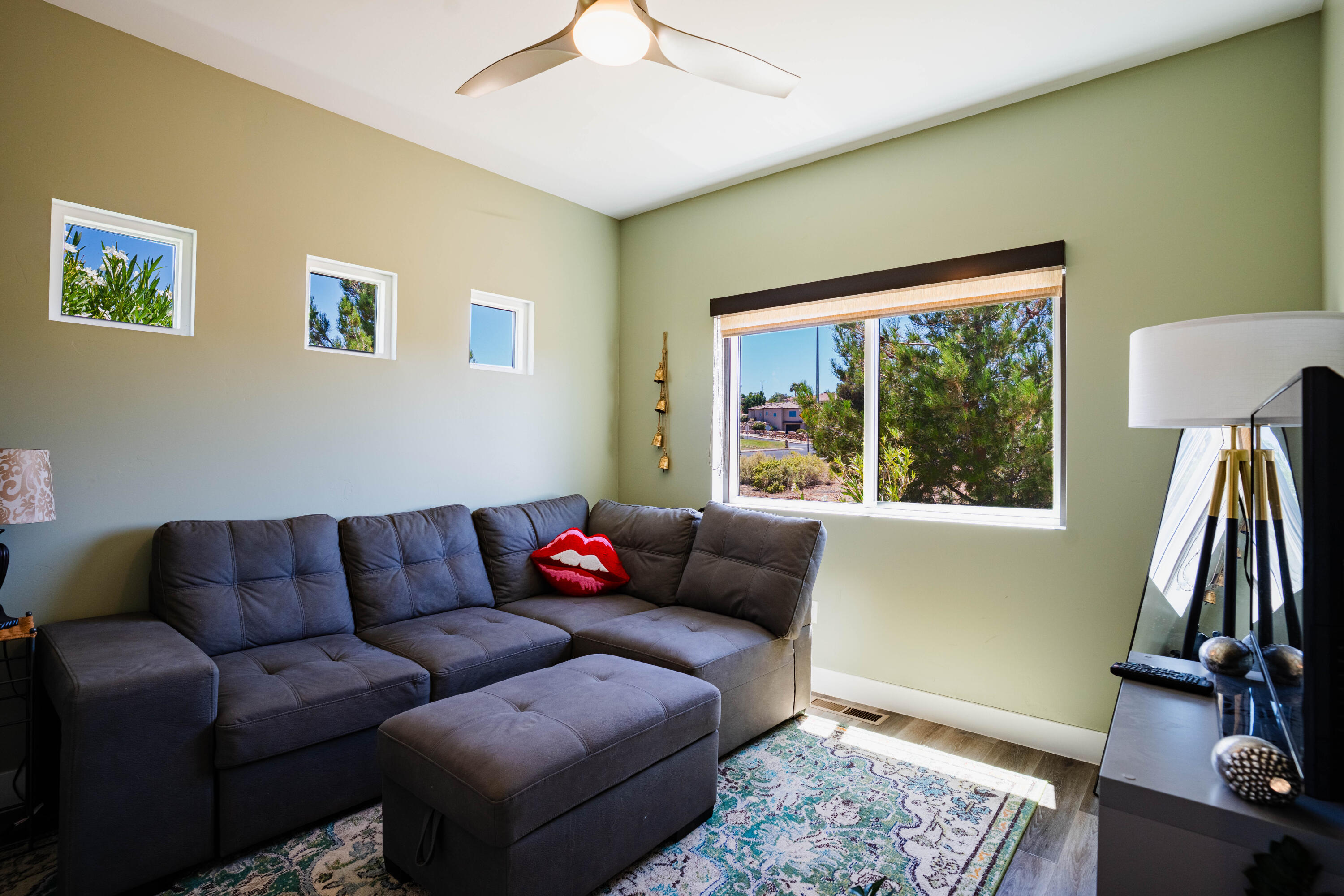 SOUTHGATE HILLS - Residential