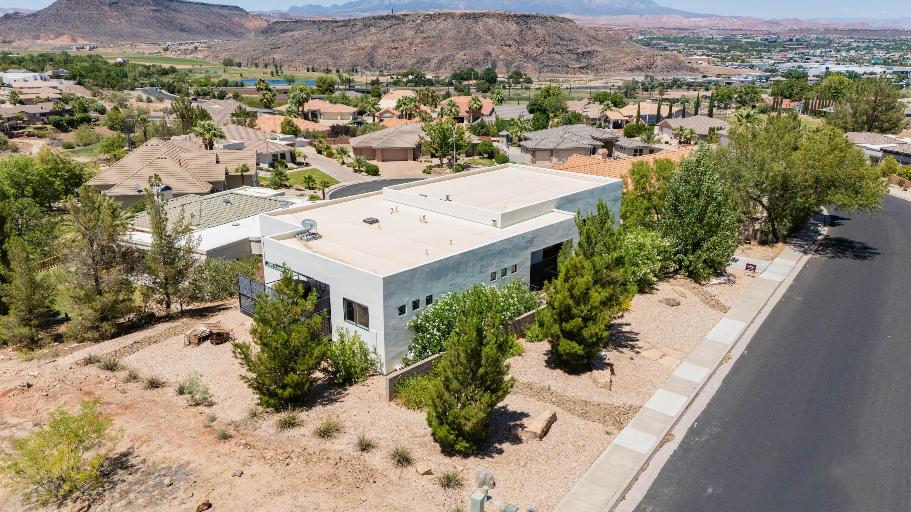 SOUTHGATE HILLS - Residential