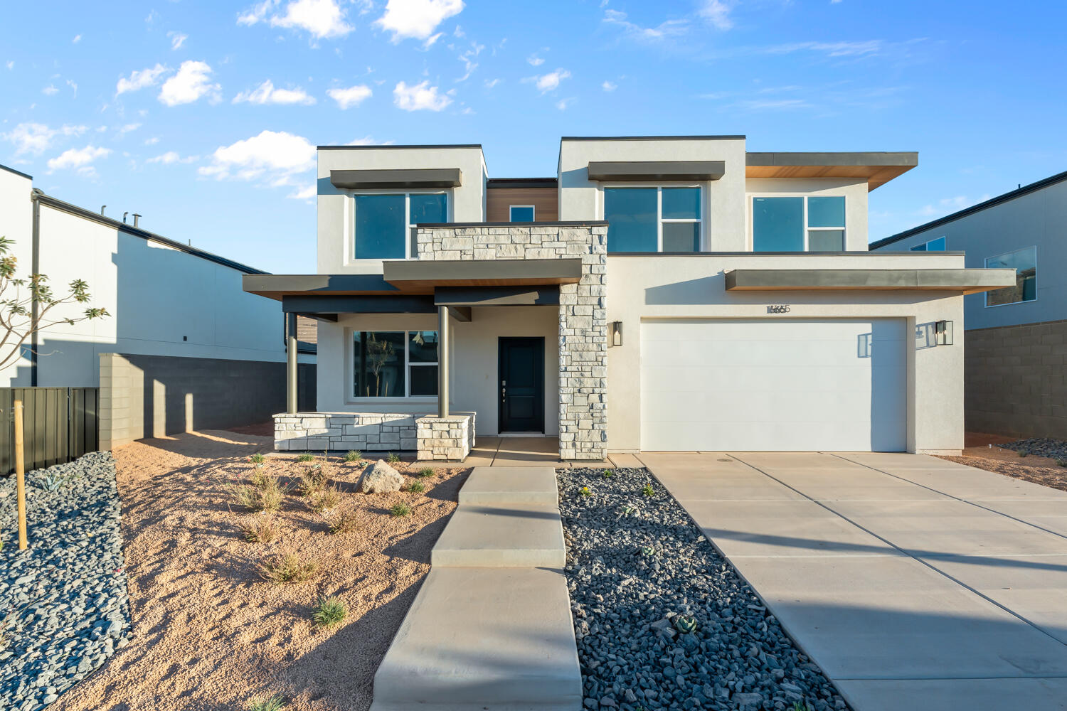 This beautiful CORNER LOT Palisade floor plan is featured in the desirable community of Long Valley. You will enjoy an open floorplan that boasts a kitchen with generous pantry, a large kitchen island with breakfast bar, quartz countertops, stainless appliances with gas cooking, and laminate flooring throughout the main level. Enjoy our community pools, hot tub, pickleball courts, 18 hole putting course and more! Ask me about our generous home warranty and smart home package! **Special Interest Rates are Available when you use DHI Mortgage in addition to receiving $7,000 toward closing costs.
