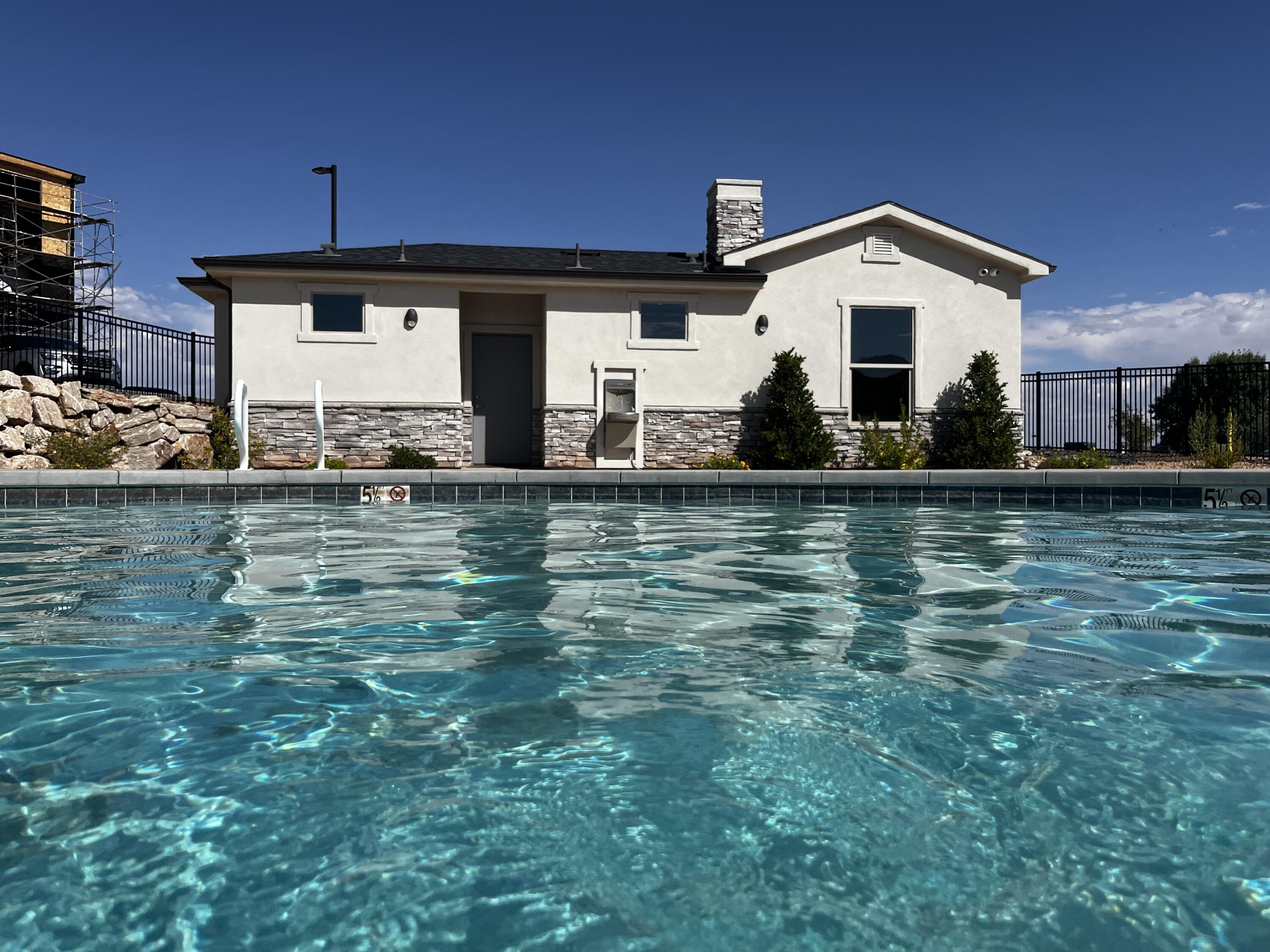 LONE ROCK CONDOS - Residential