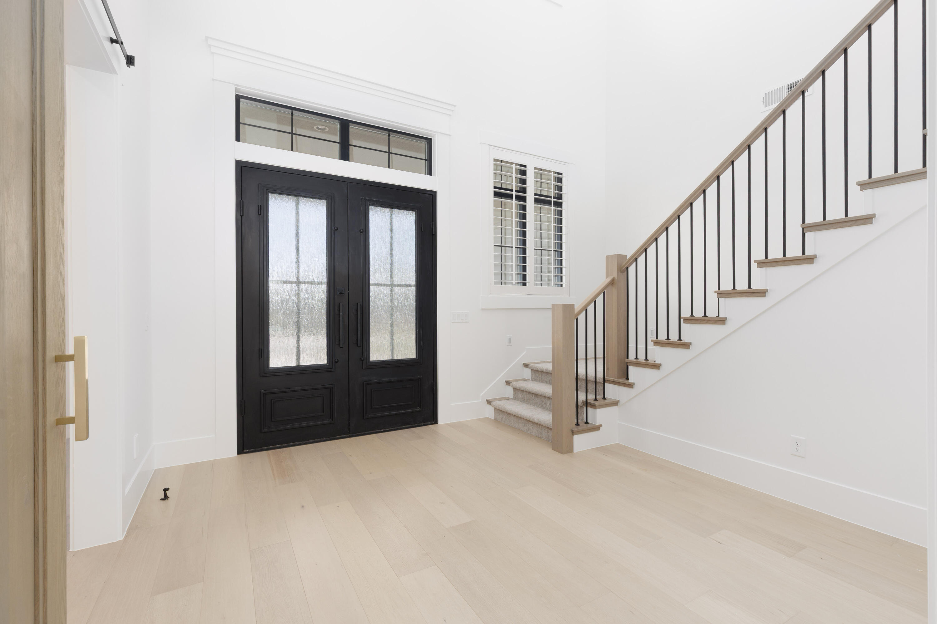 QUEENSRIDGE - Residential
