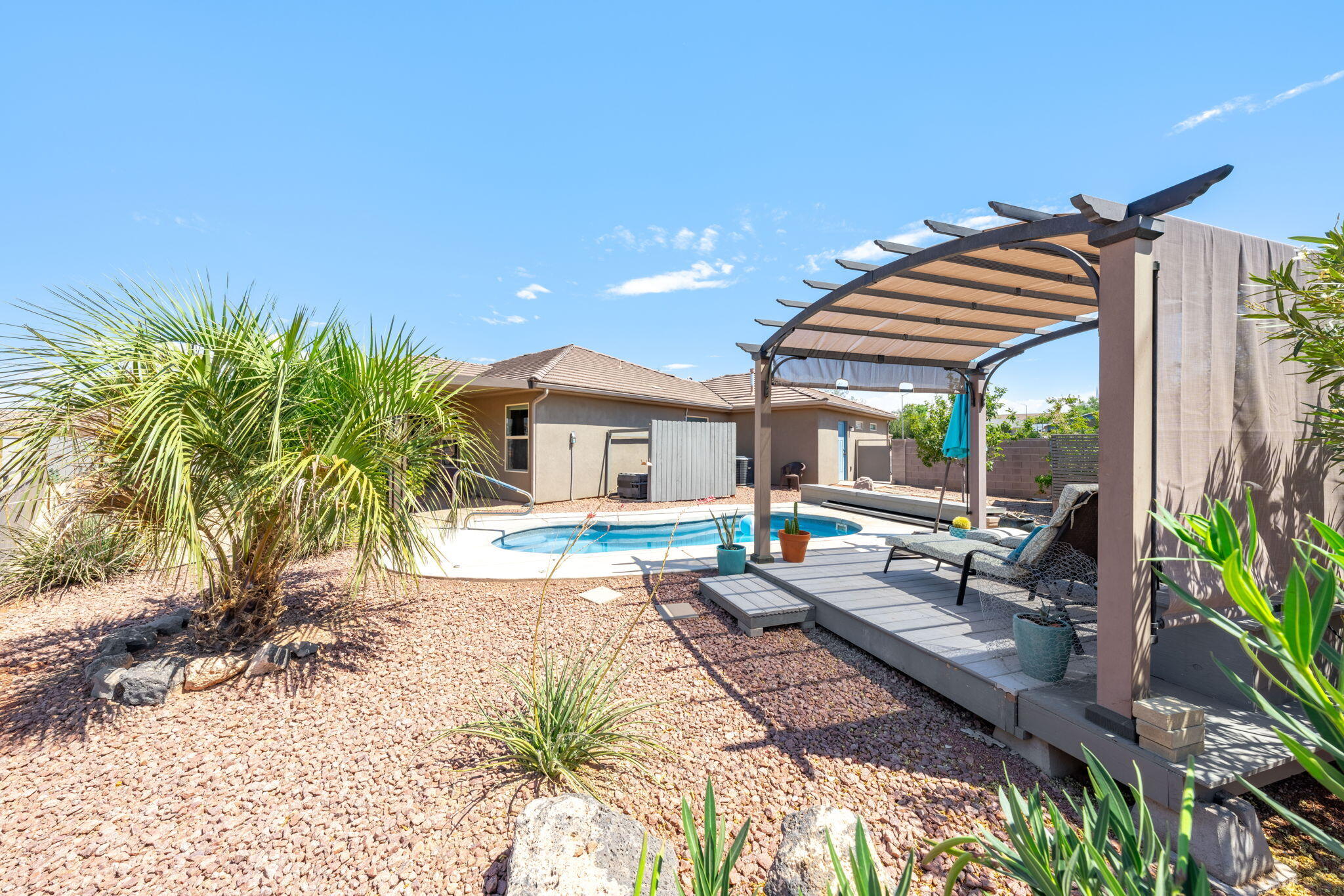 CANYON RIDGE - Residential