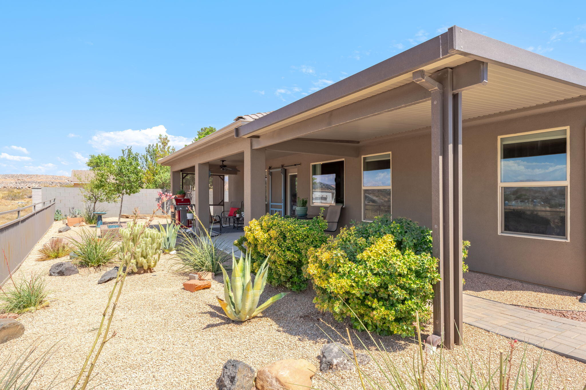 CANYON RIDGE - Residential