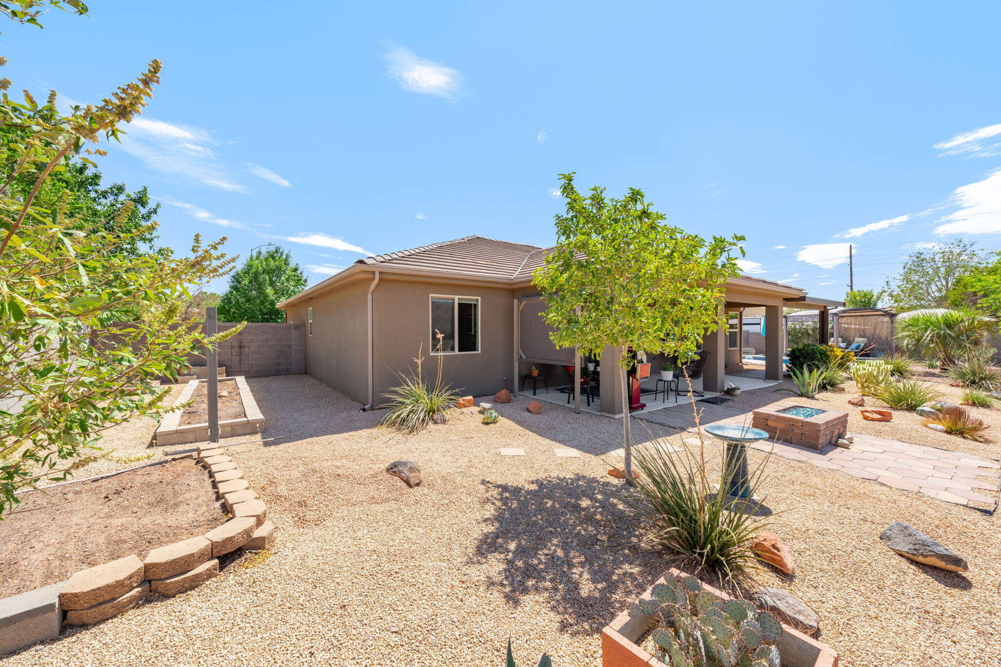 CANYON RIDGE - Residential