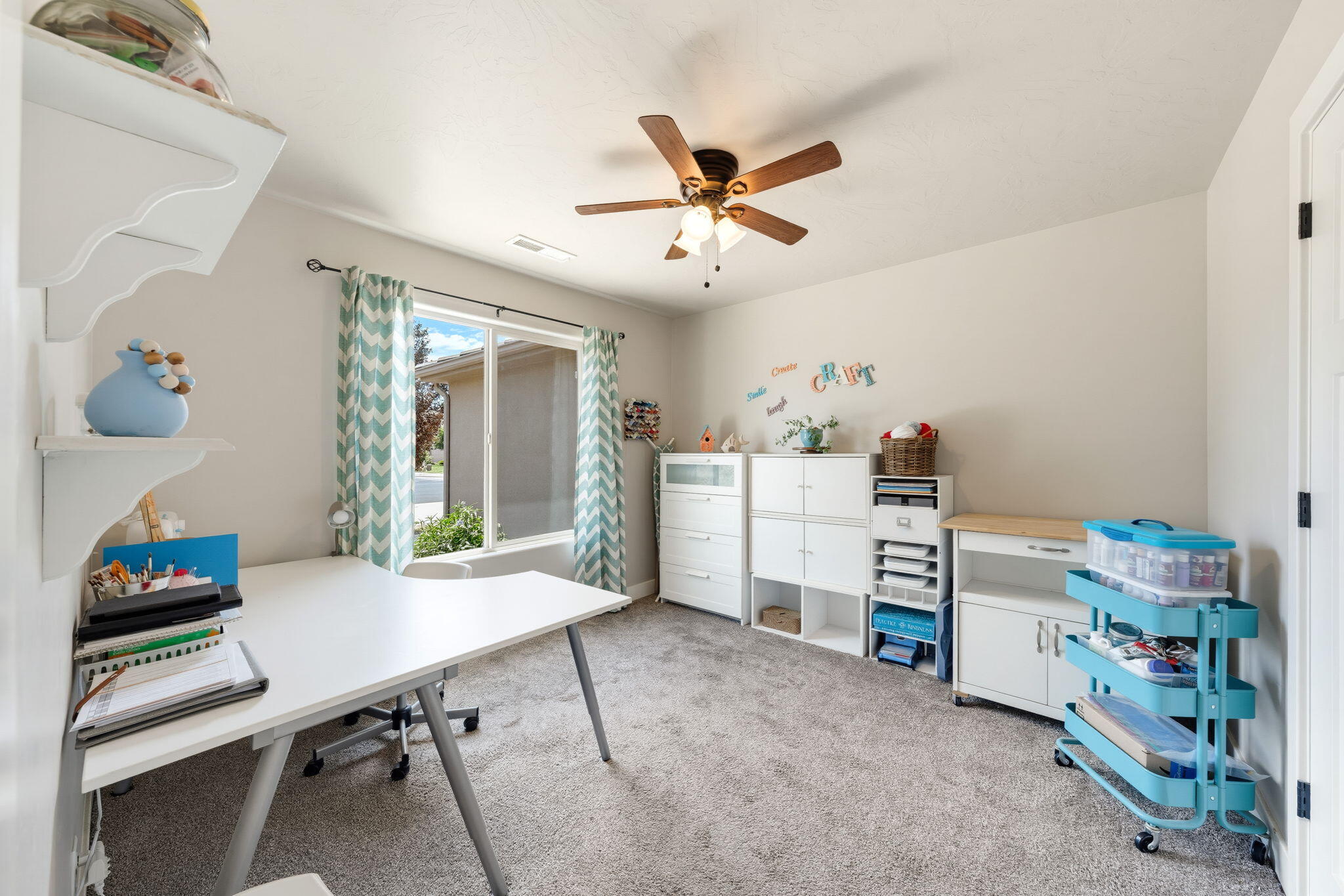 CANYON RIDGE - Residential
