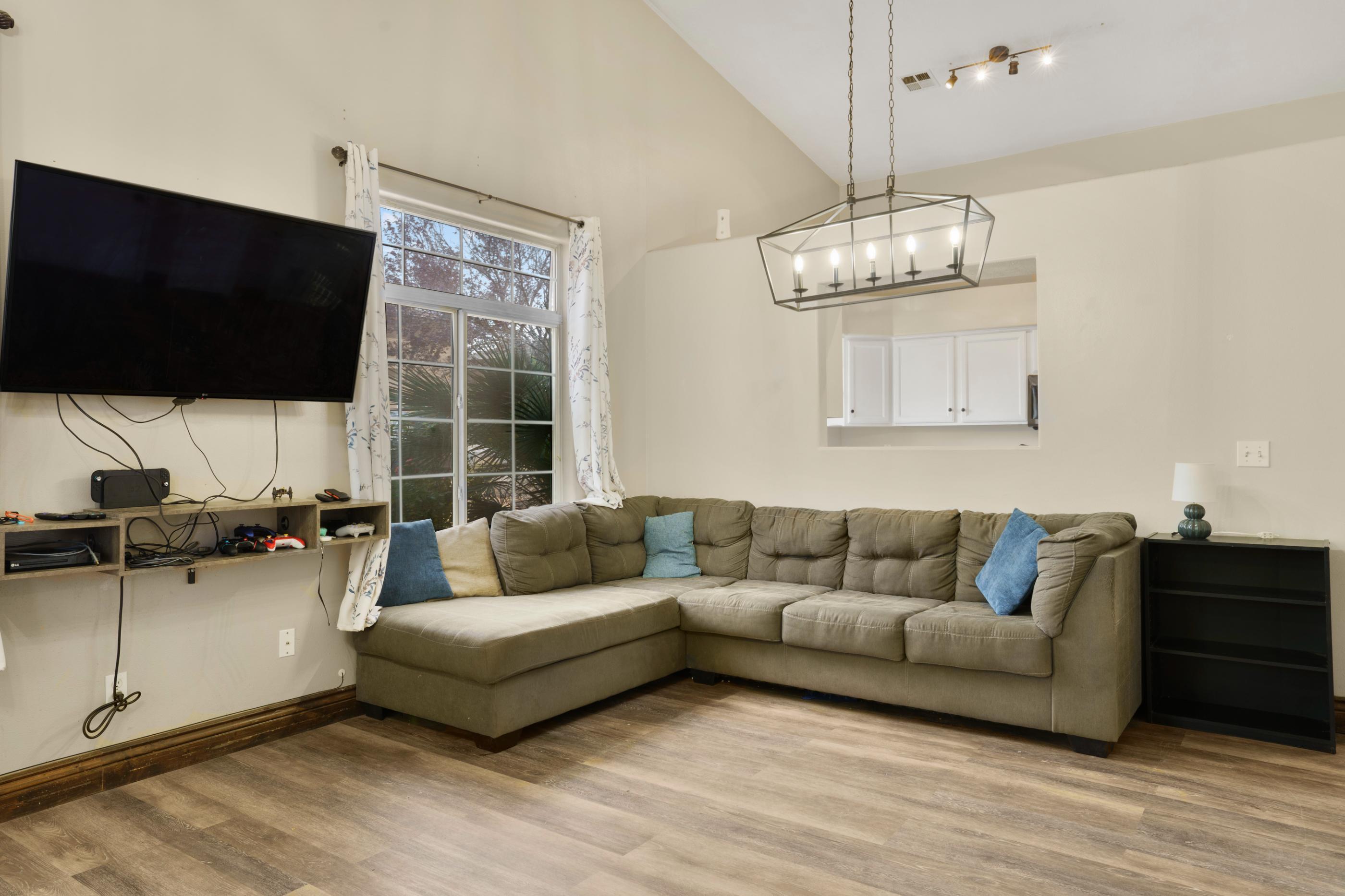 SHADOW RIDGE - Residential