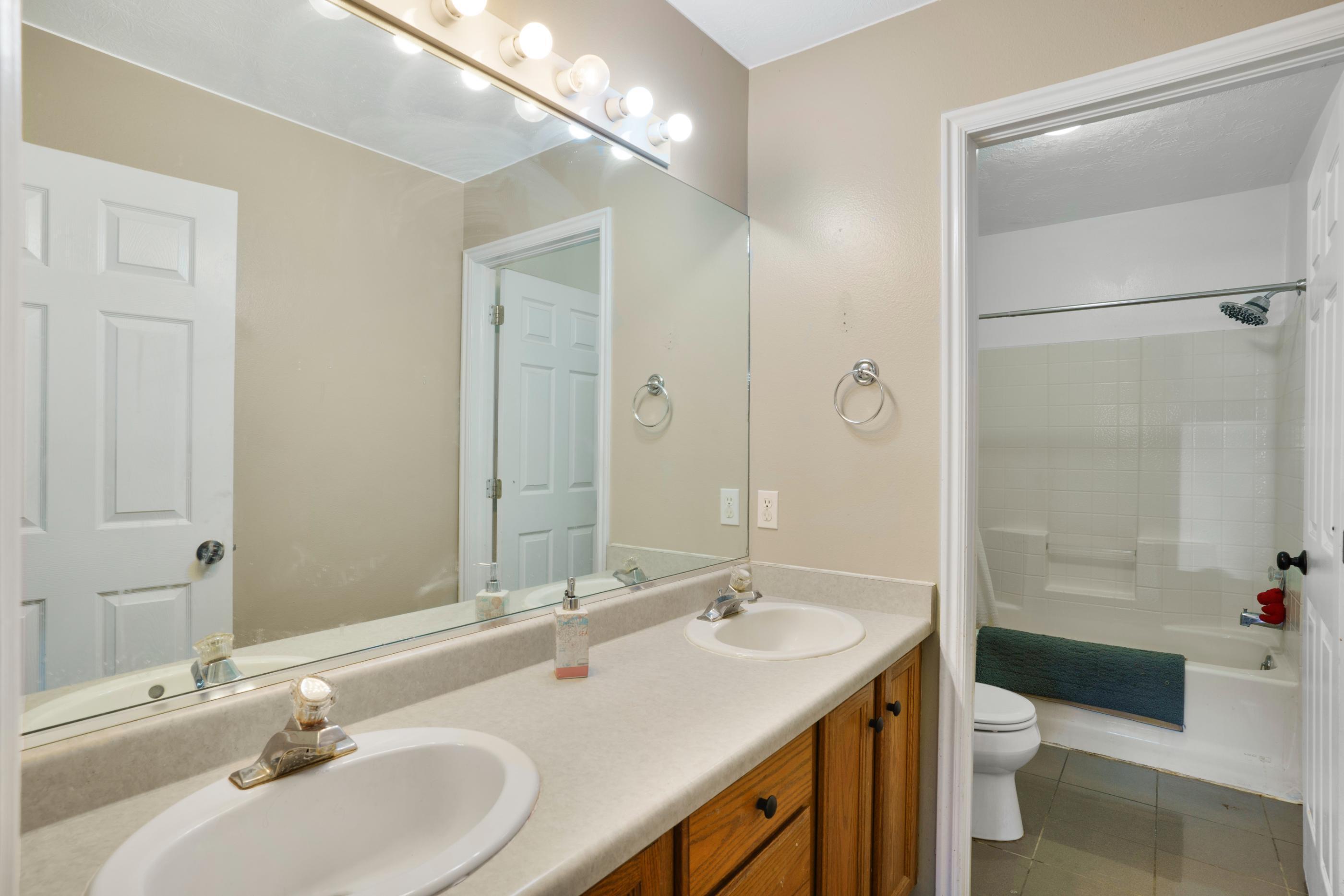 SHADOW RIDGE - Residential